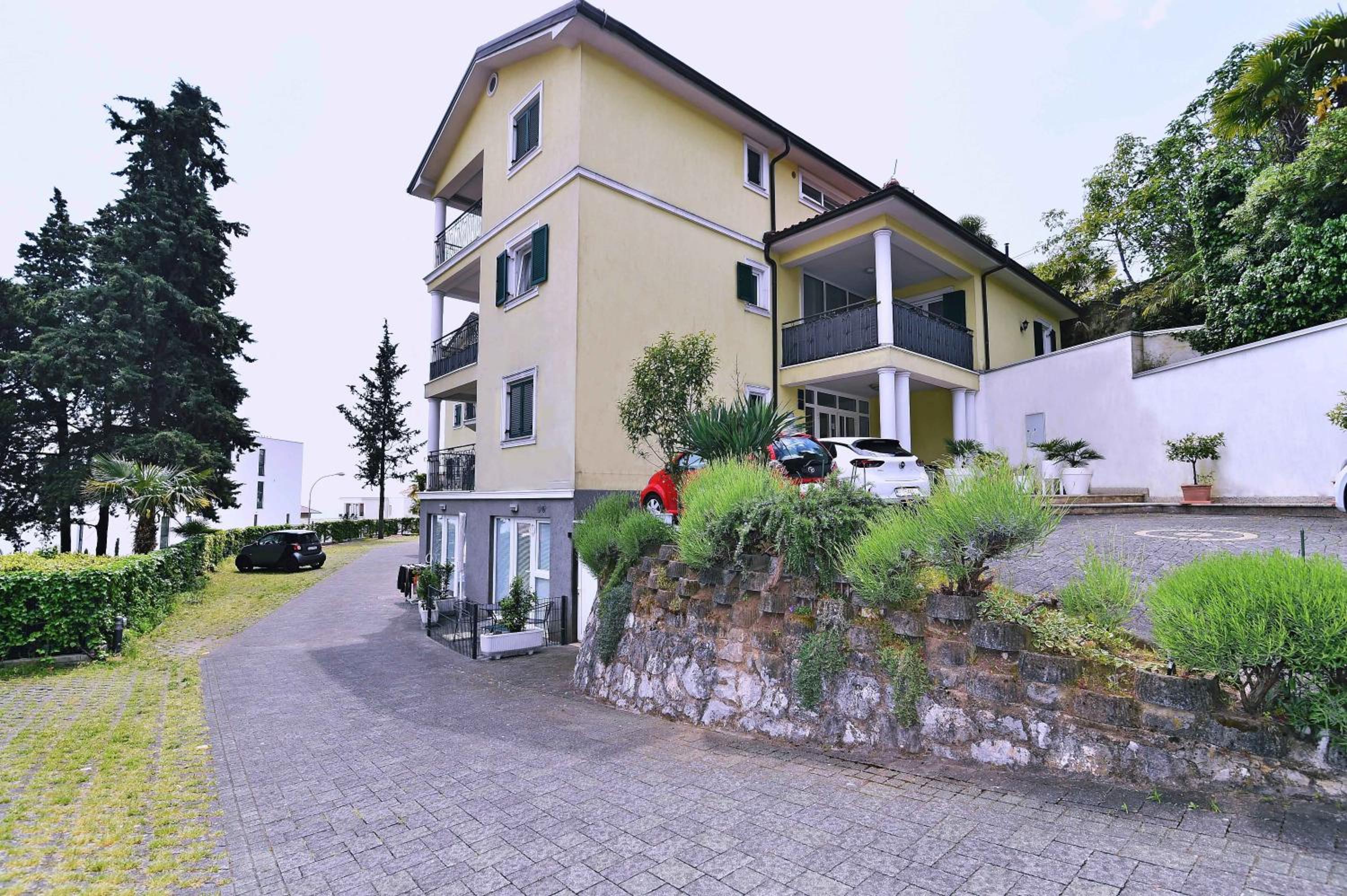 Luxury Apartment Maria Solare