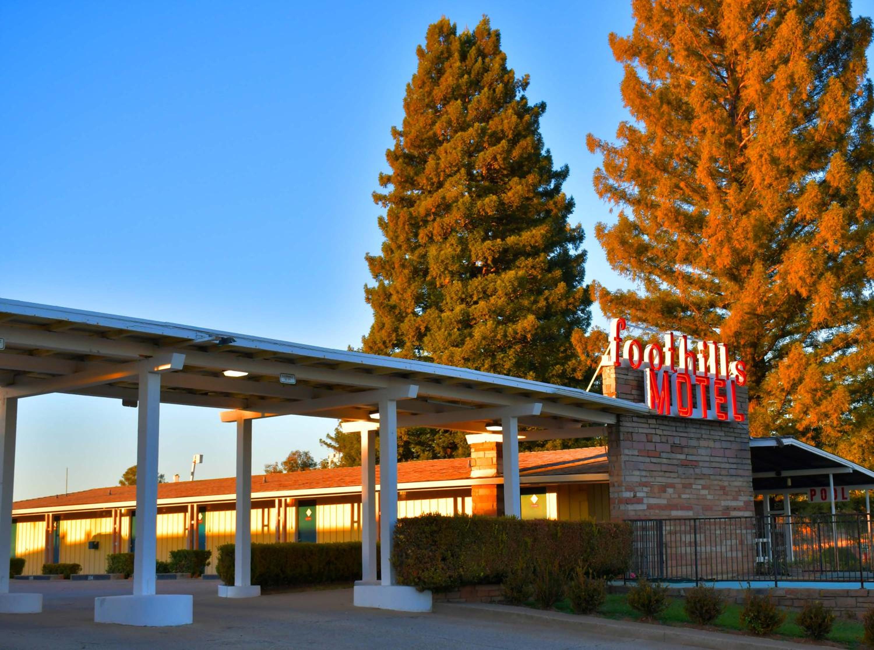 Foothills Motel view 4