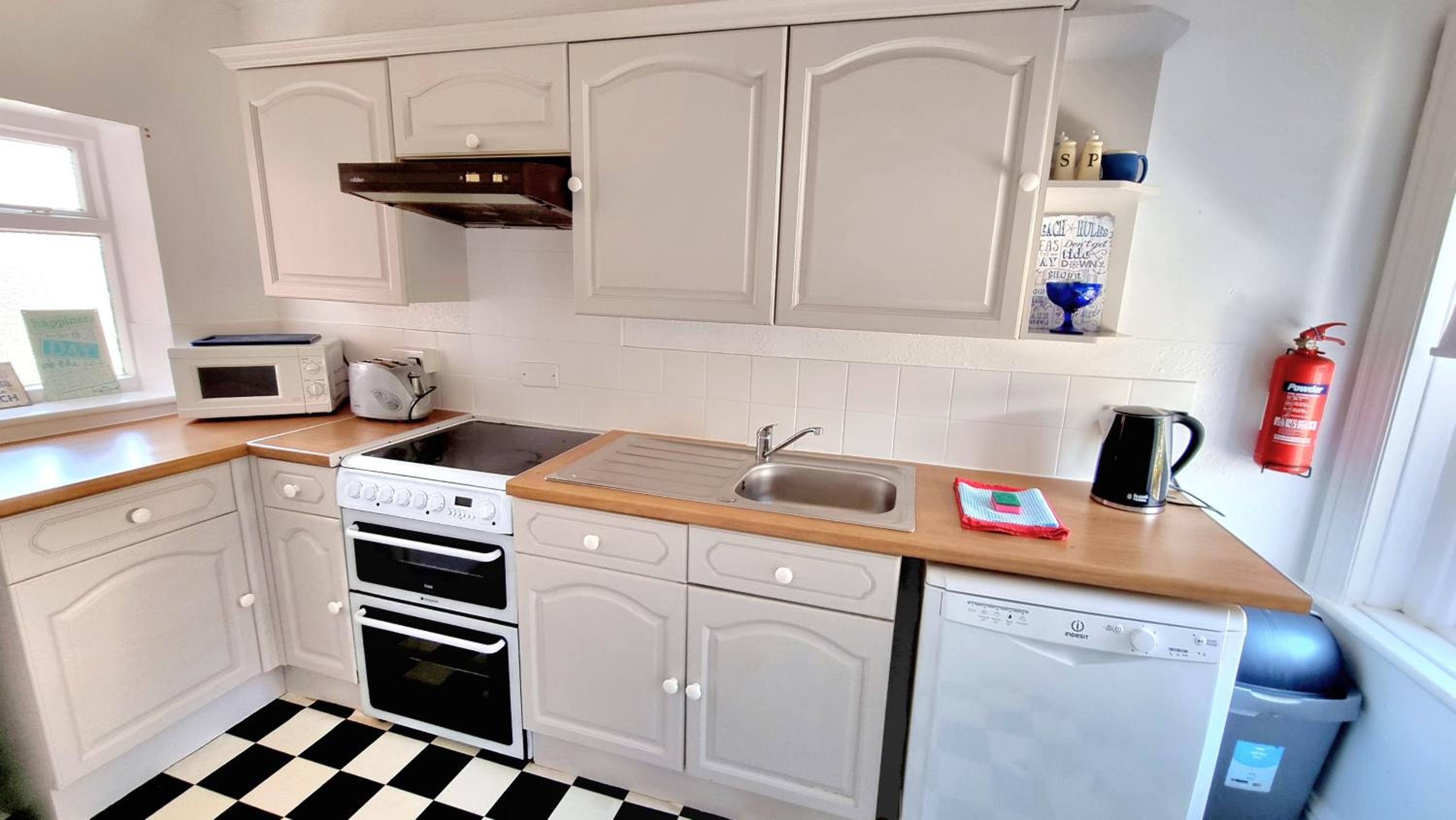 Beachcomber Holiday Apartments