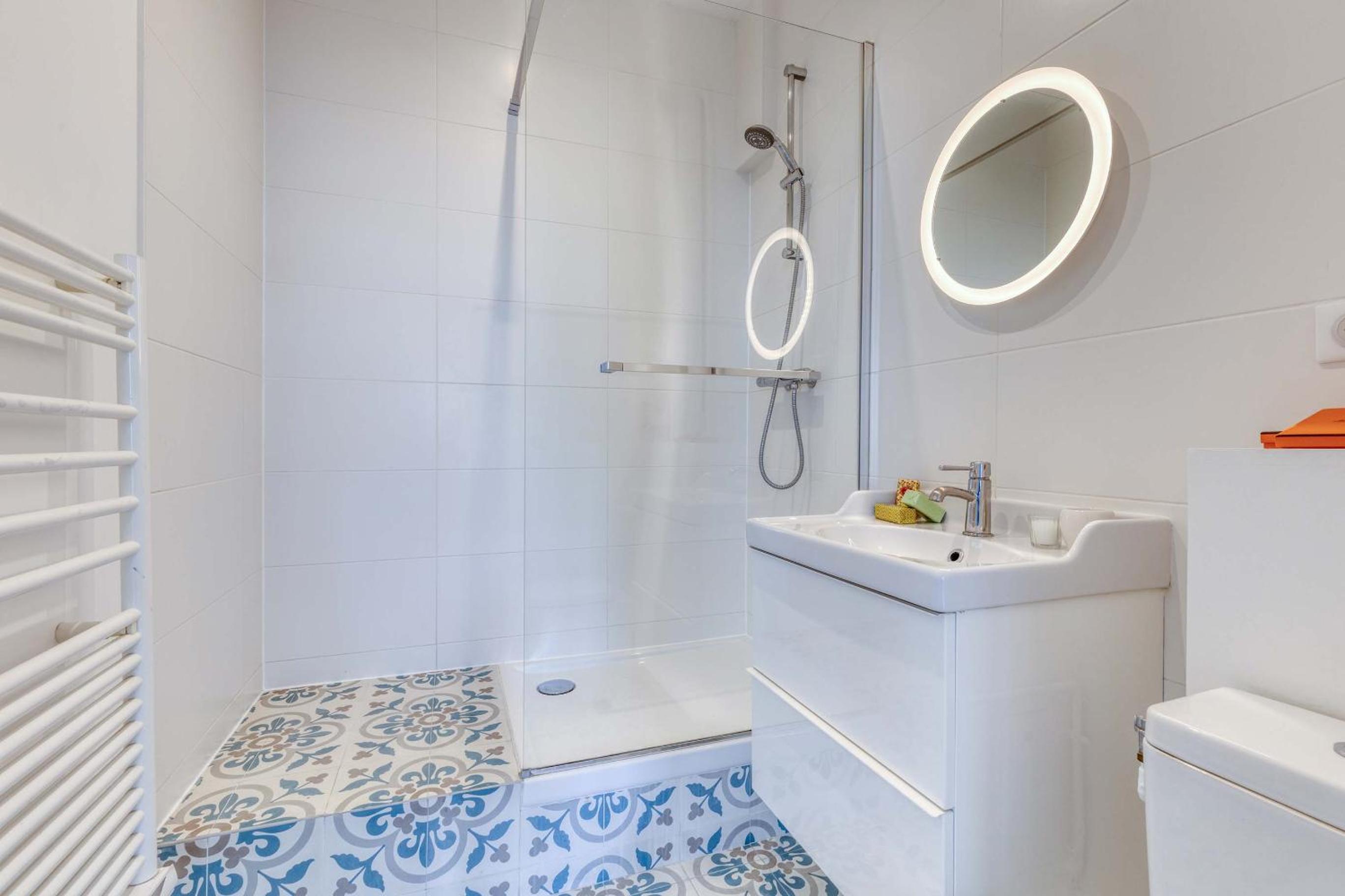 New & Design 1bd Flat in the Heart of le Marais