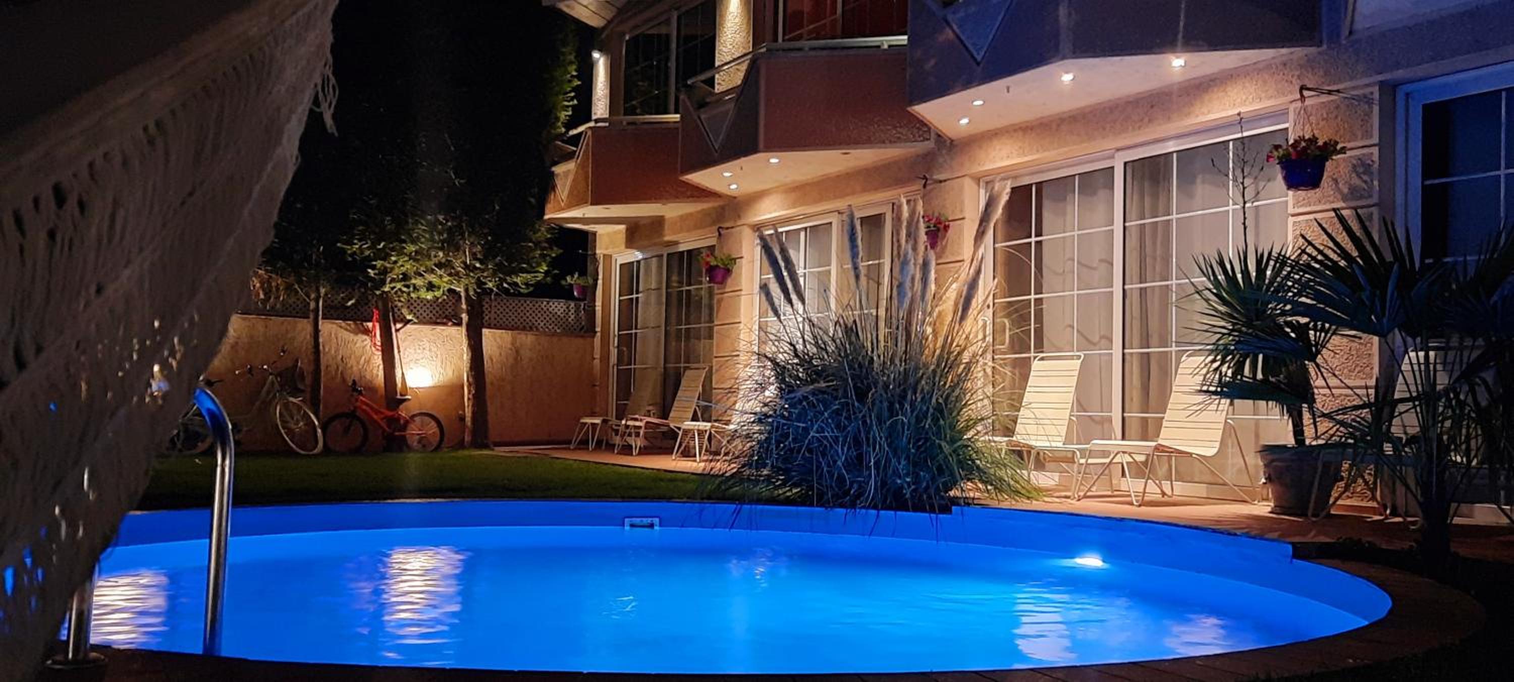 Aloha Apartments with pool view 3