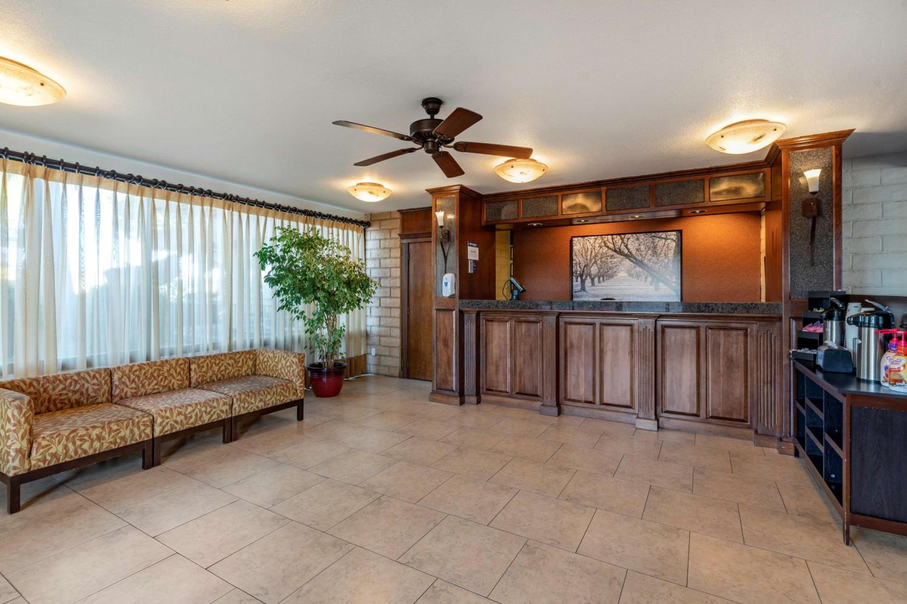 Turlock Vacations - Best Western Orchard Inn - Property Image 3