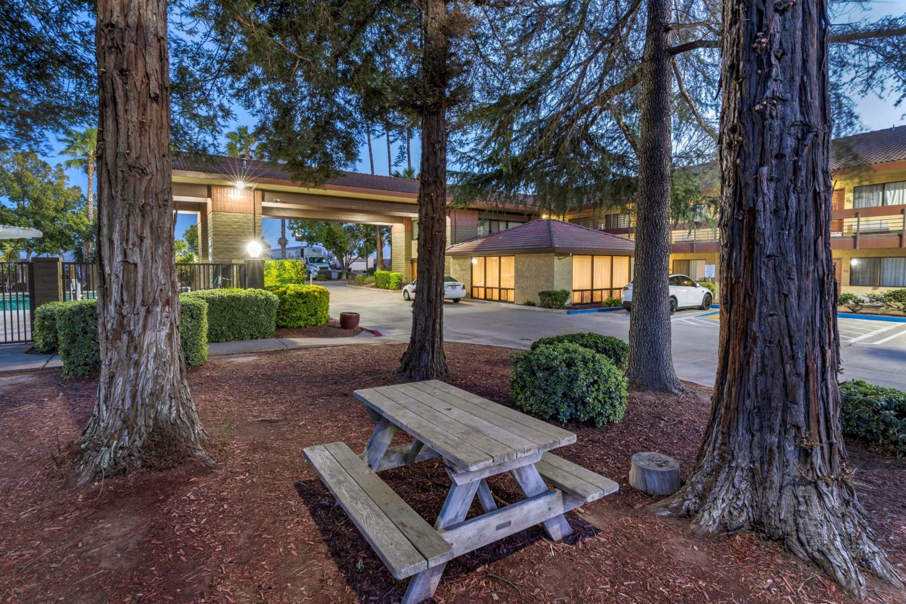 Turlock Vacations - Best Western Orchard Inn - Property Image 21