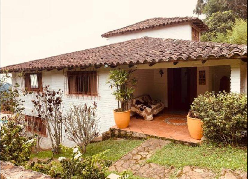 Increíble finca en felidia