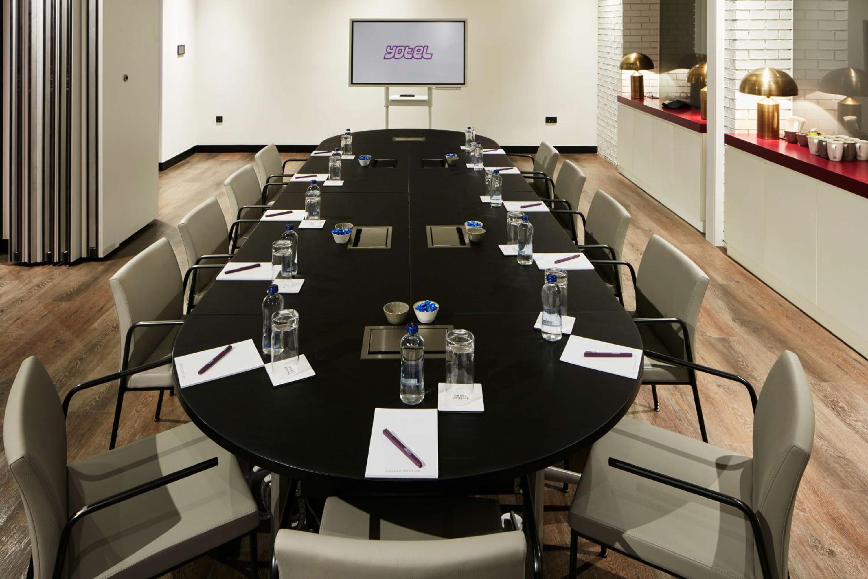 YOTEL İstanbul Havalimanı, Şehir Girişi - Image 24