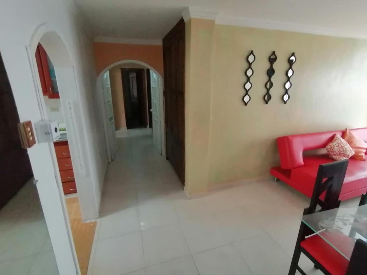 RODADERO LONDON 3