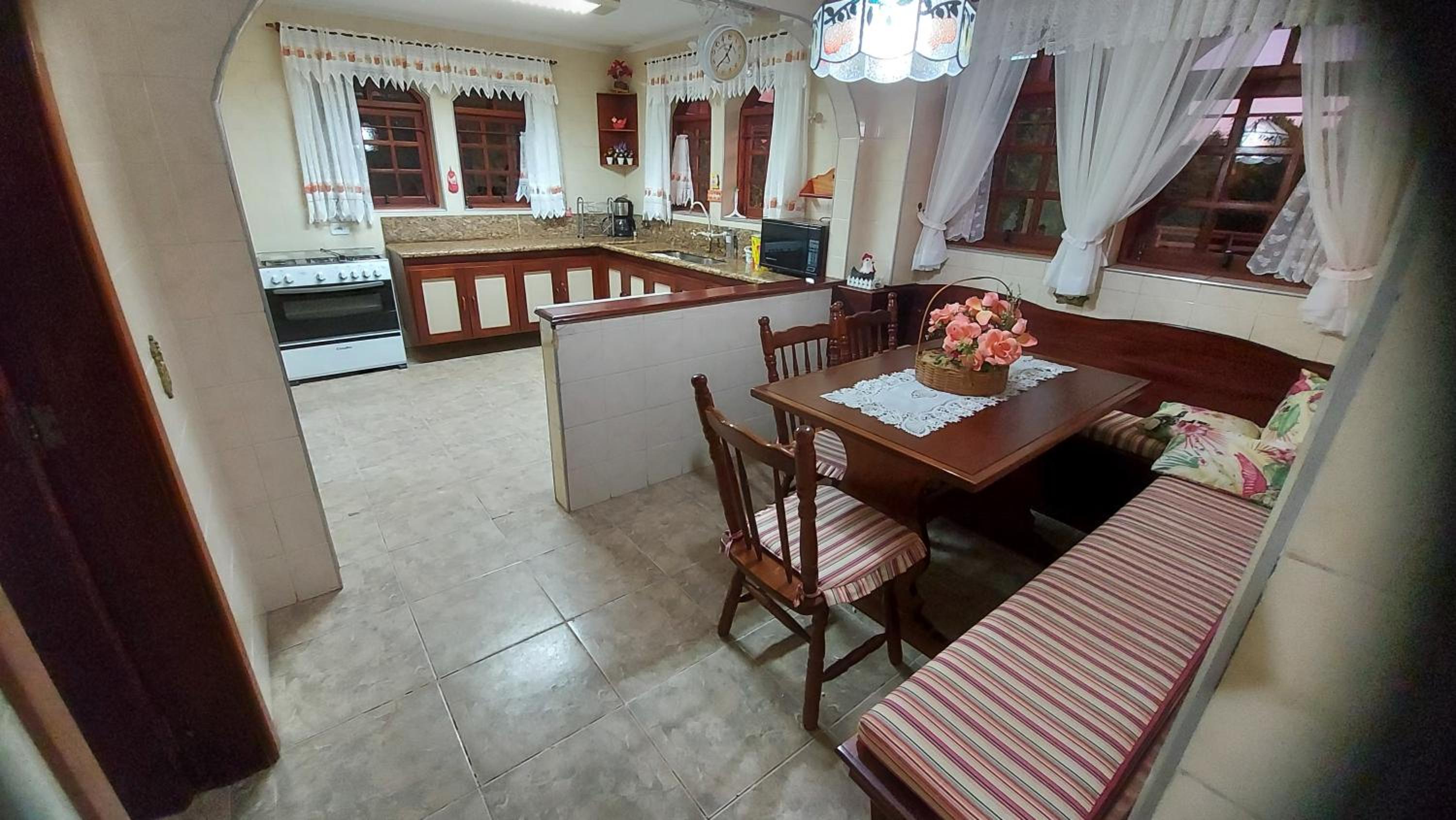 Casa para Final de Semana e Temporada Descansópolis
