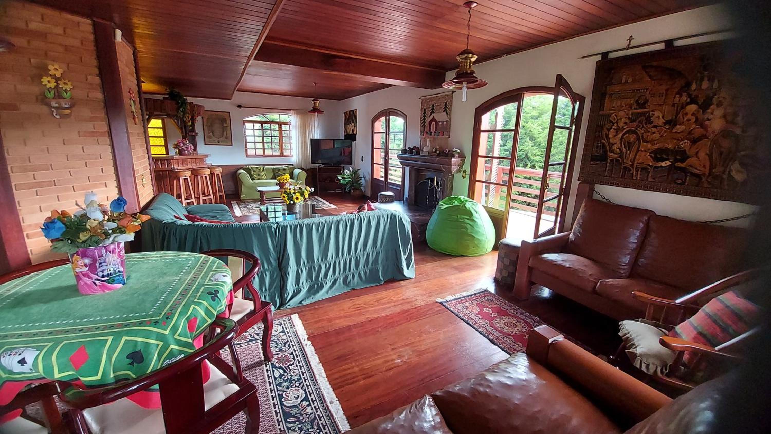 Casa para Final de Semana e Temporada Descansópolis