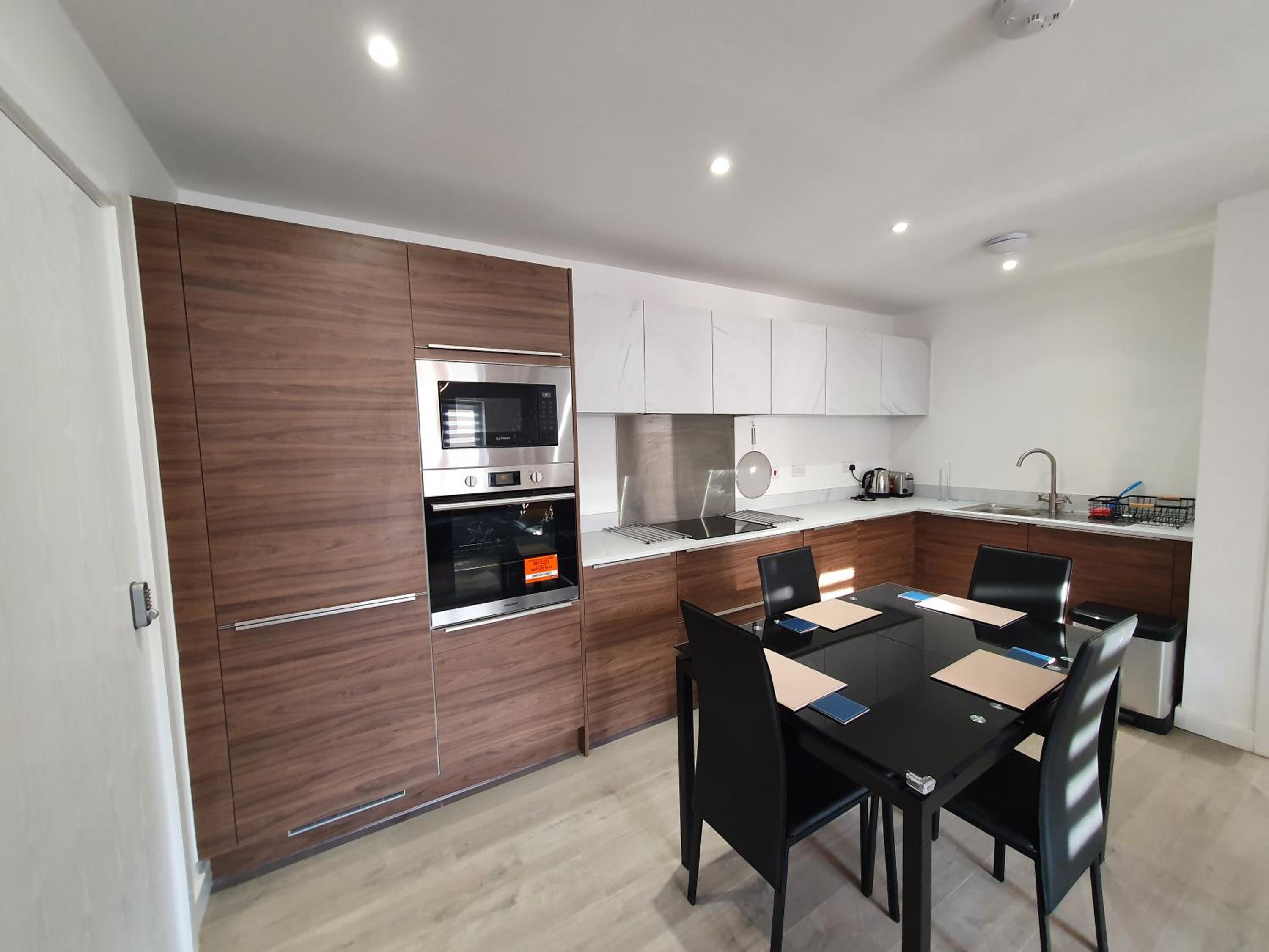 Lovely home close to City Center & Rail Station view 4