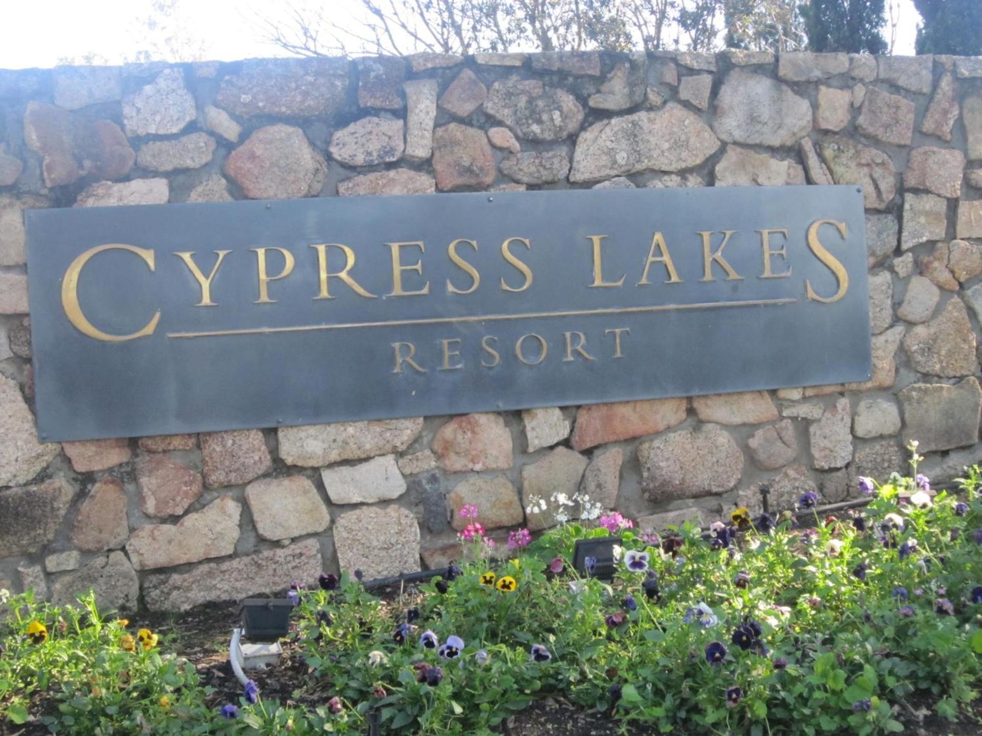 Villa 1br Harvest located within Cypress Lakes Resort