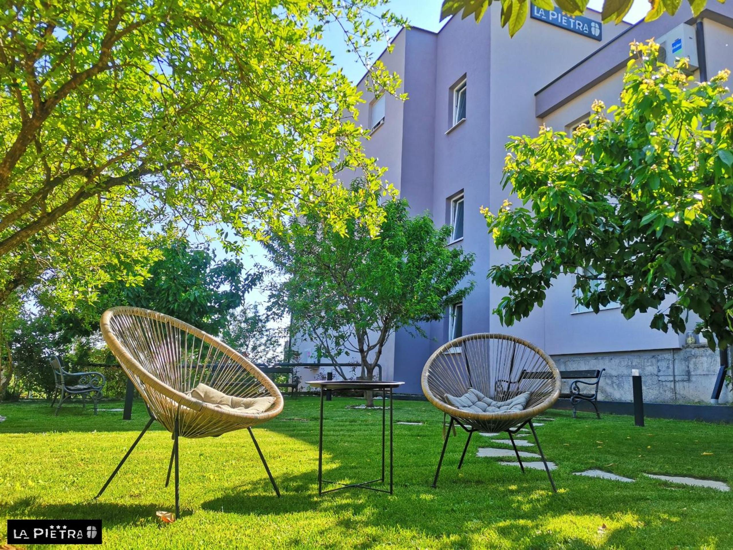 La Pietra Family Hotel