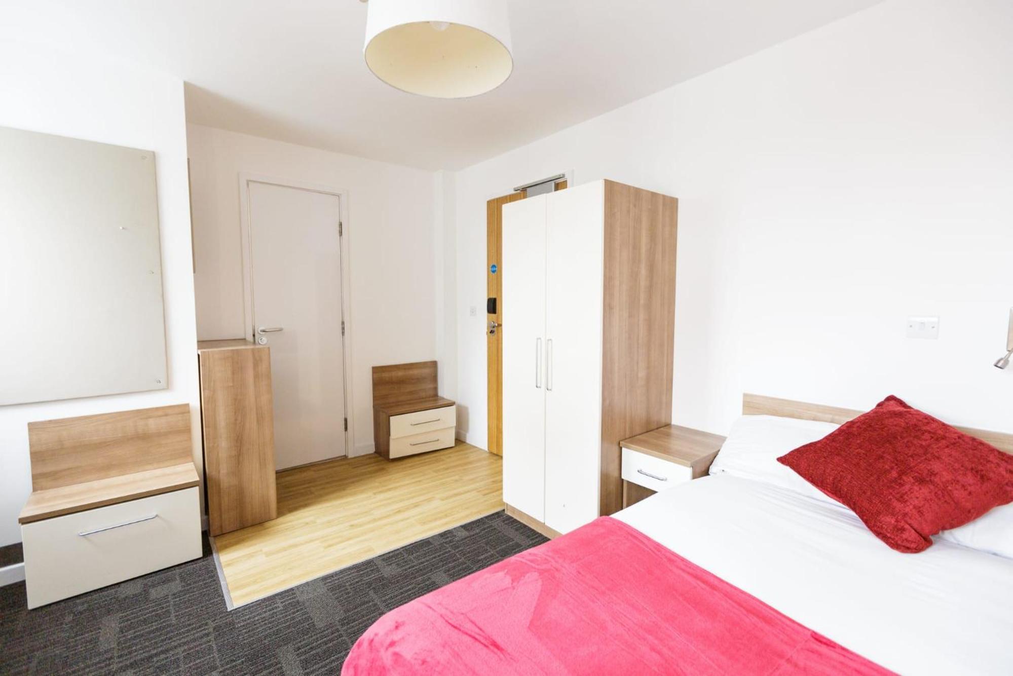 Students Only Private Bedroom at AXO Islington