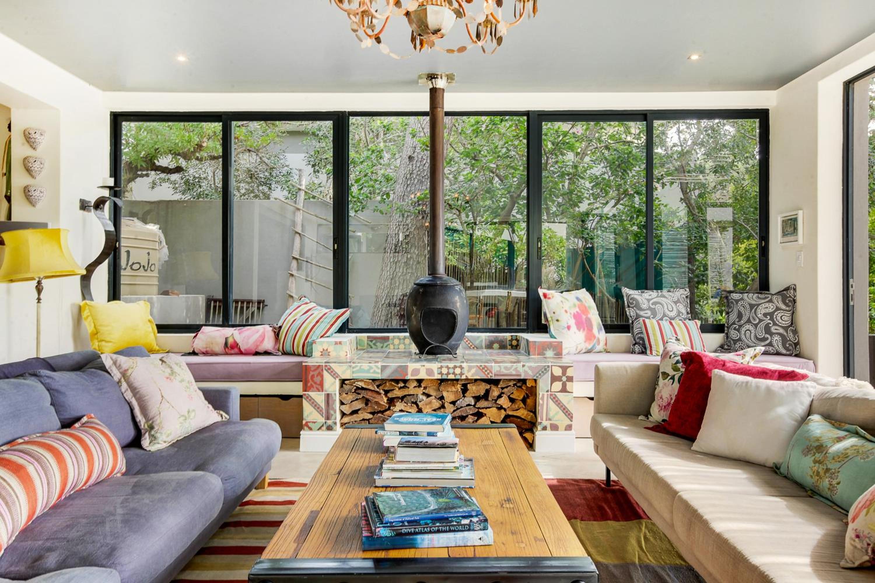 Solar-Powered Table Mountain Retreat