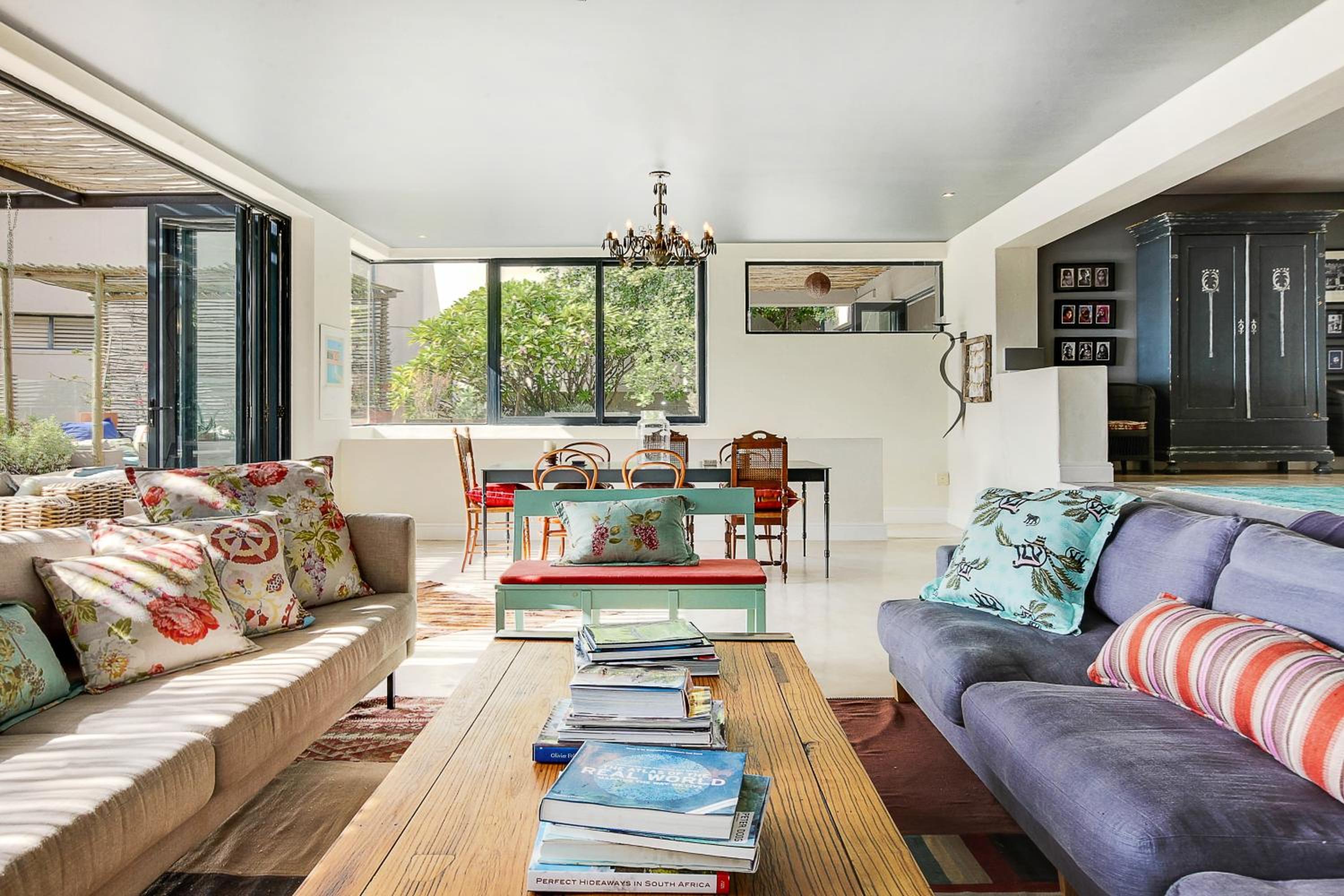 Solar-Powered Table Mountain Retreat