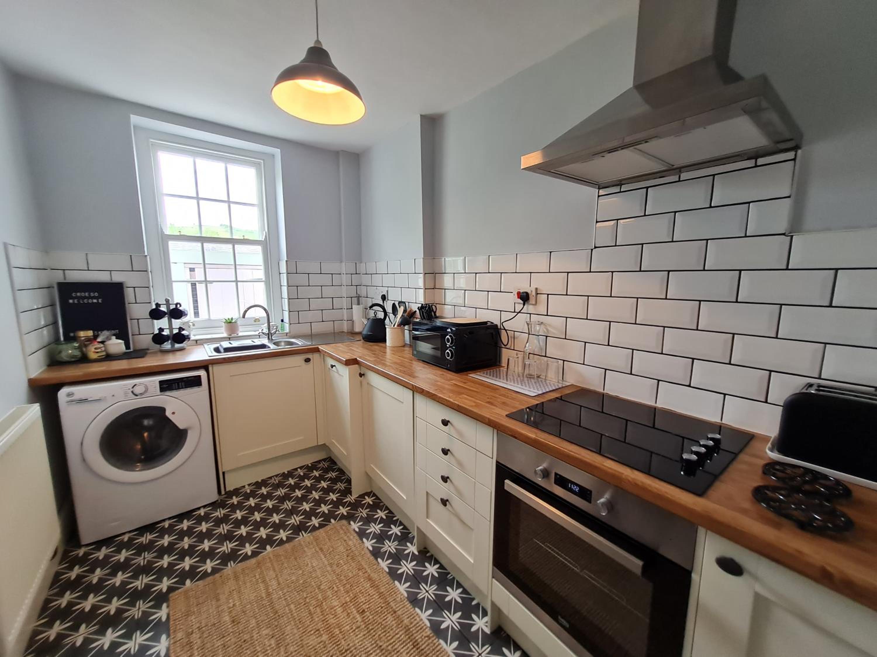 Picturesque 2 Bedroom Miners Cottage Near Bike Park Wales & Brecon Beacons view 3