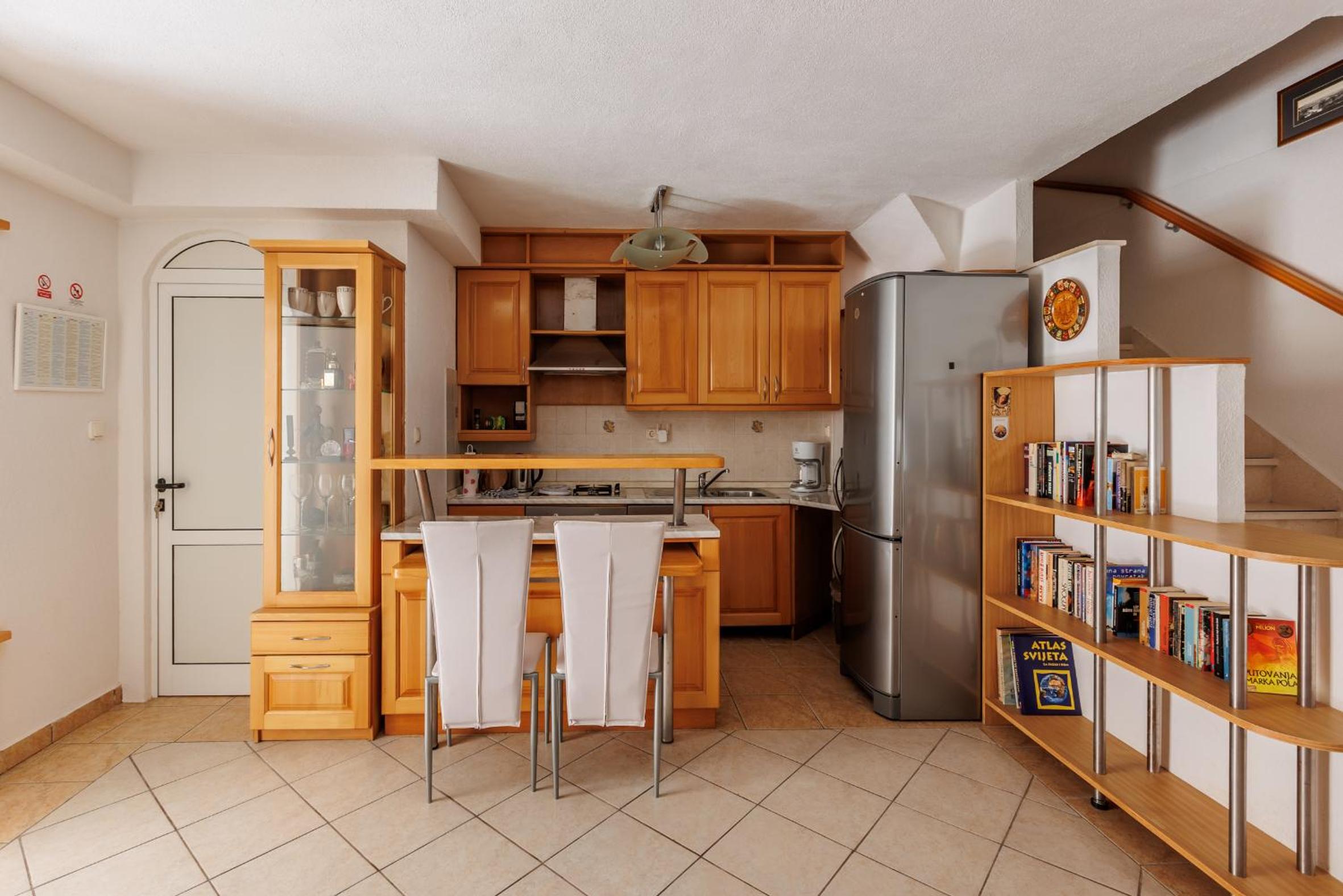 HOUSE MIRKO- center of Split view 4