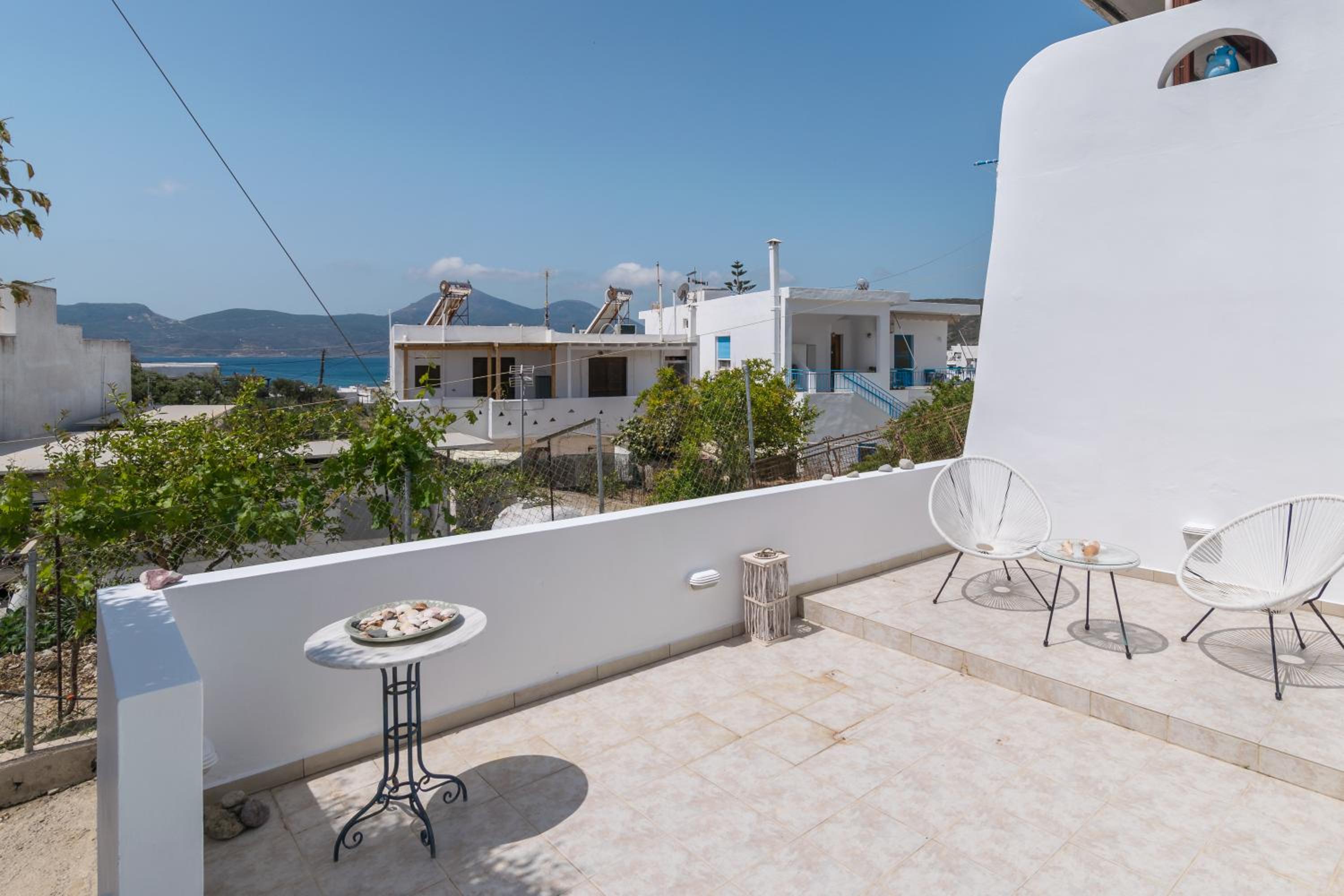 Stefania's Cycladic Apartments I photo 2