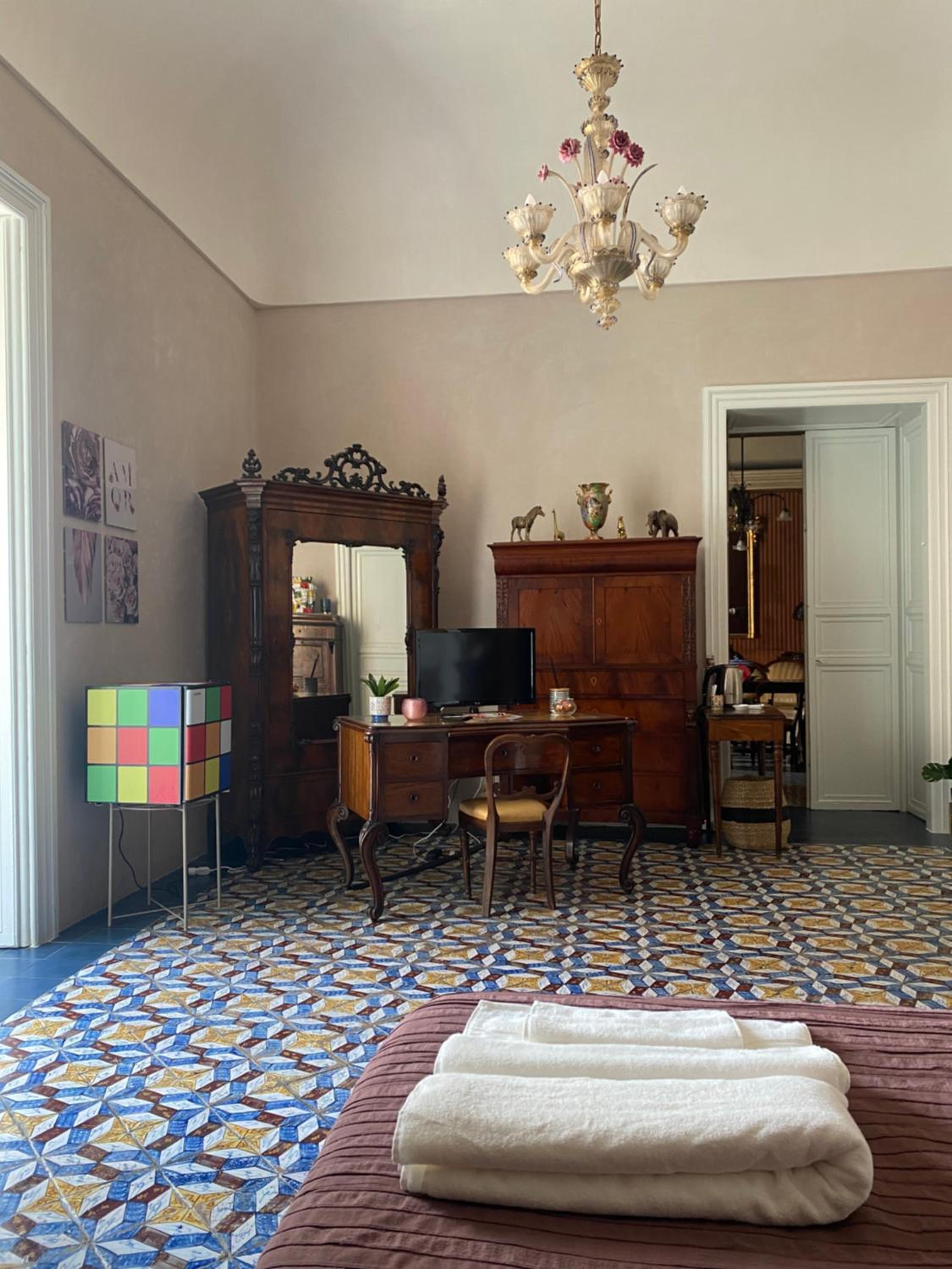 hotel room