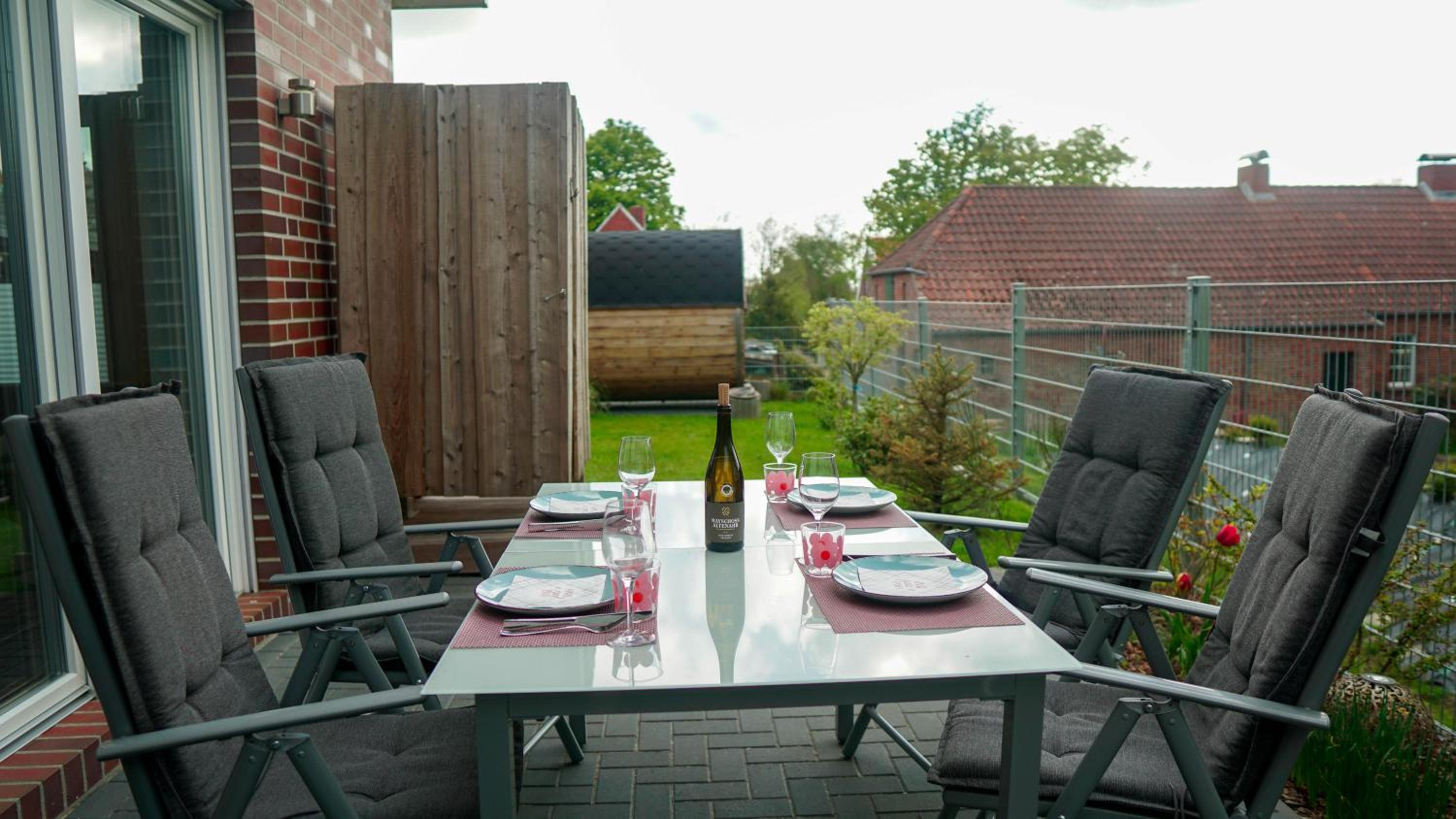 Haus Nordseeliebe mit Außensauna, Outdoor Dusche und Wallbox