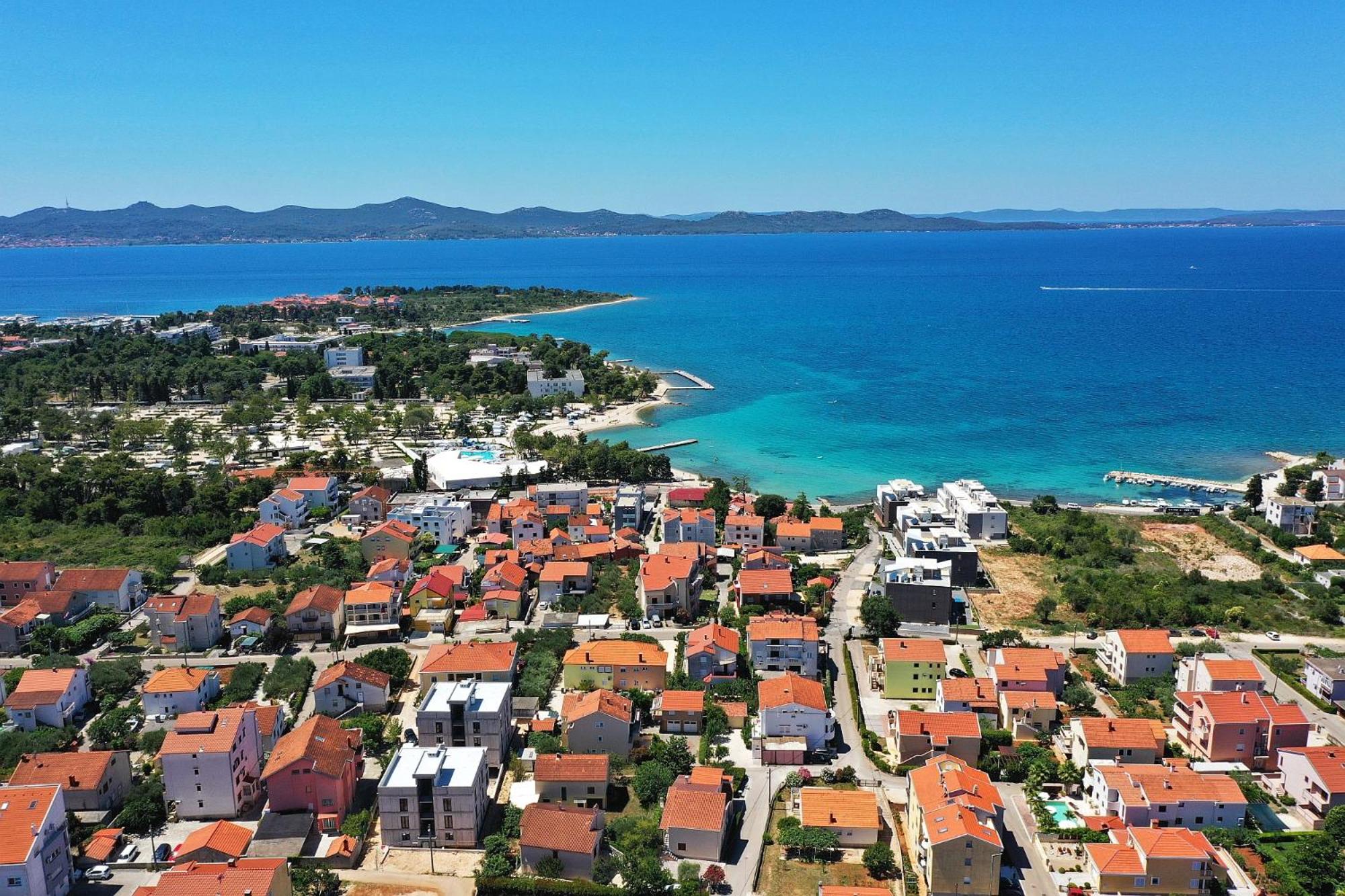 Hotel Apartments "Villa Antišin" with heated pool - Image 1