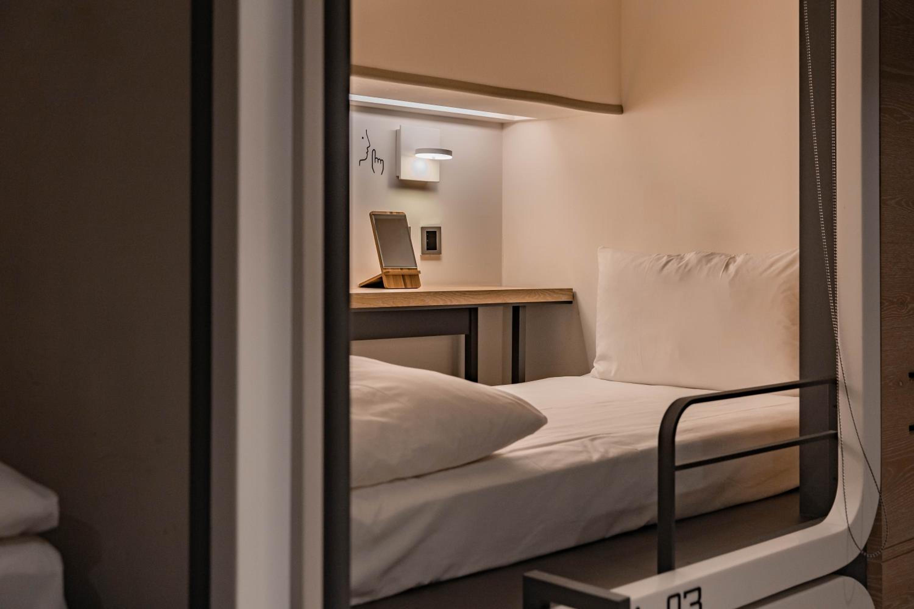Taiwan Youth Hostel & Capsule Hotel