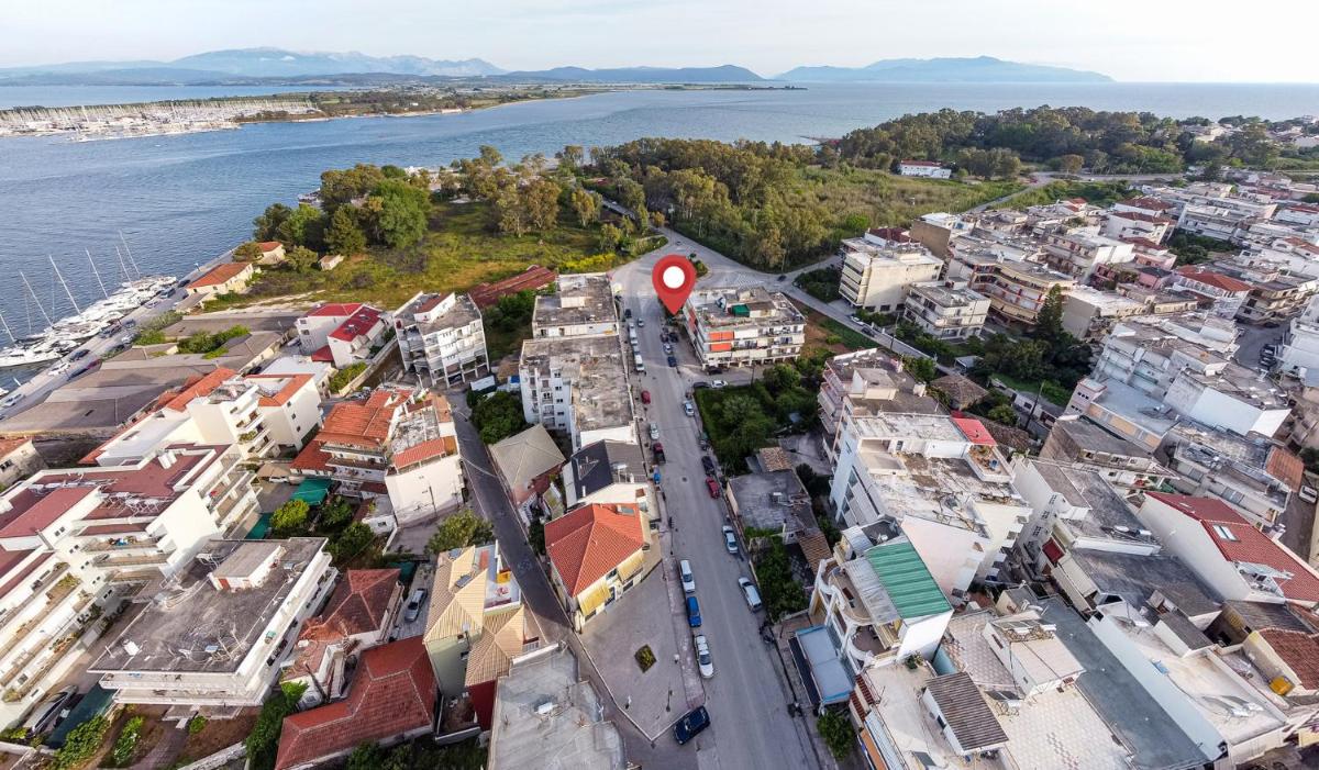 Anastasias House - 100m from the Blue Coast view 3