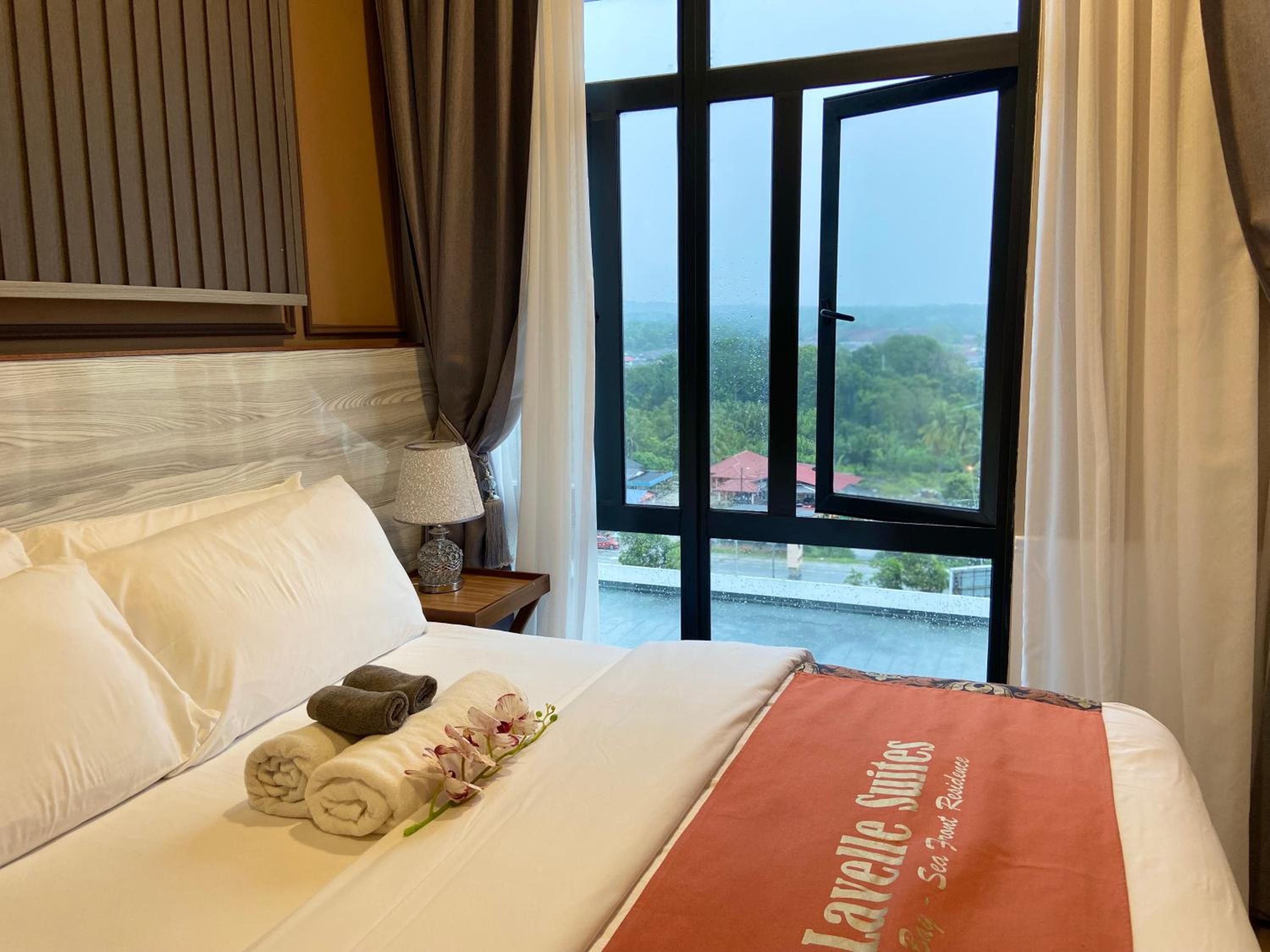 De Lavelle Suites @ Timur Bay SeaFront Residence photo 4