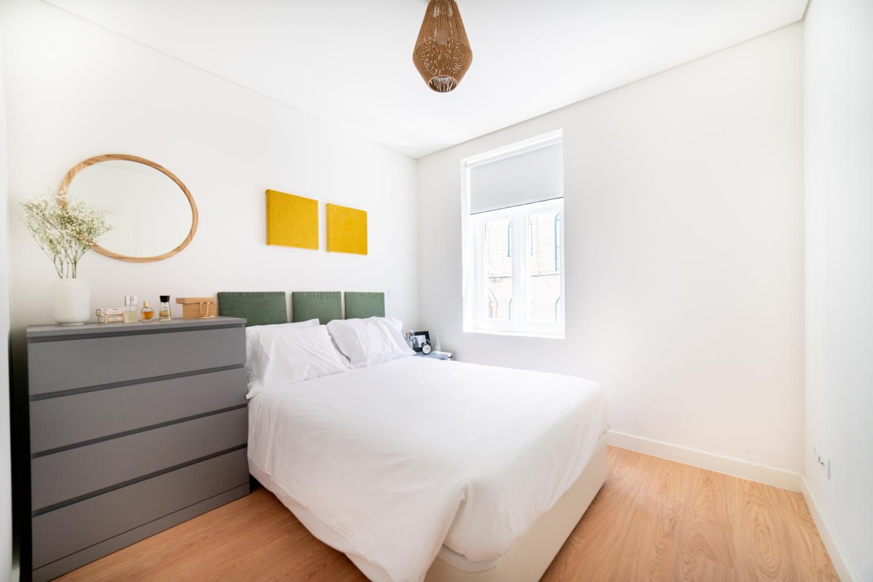 Monsanto Hill House - NO. 565 1D