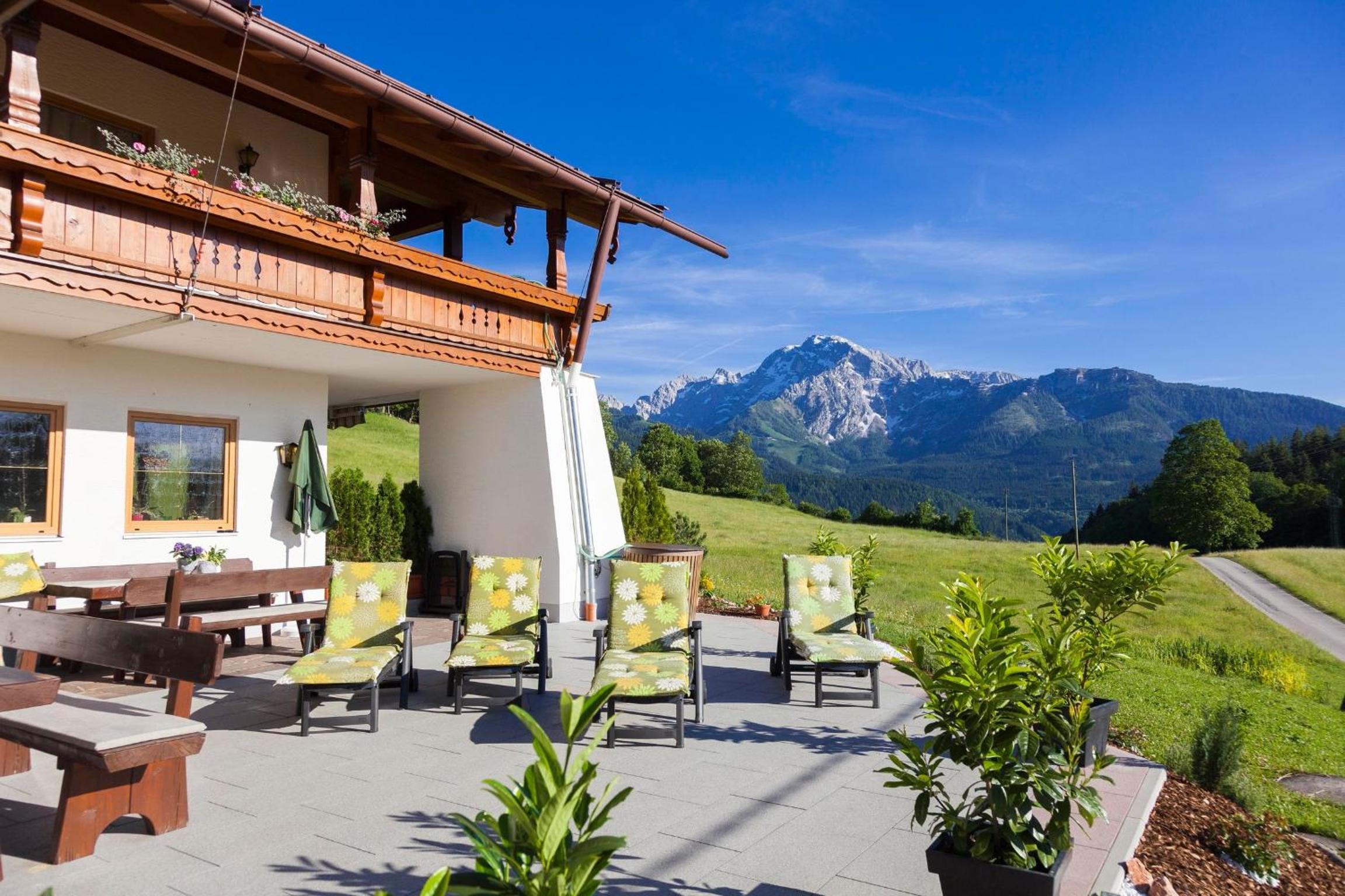 Gästehaus Lärcheck Berchtesgaden FeWo Wiesentraum