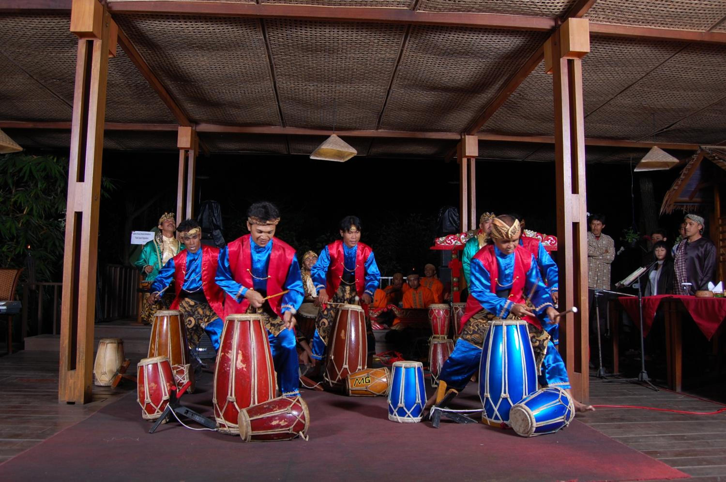 Kampung Sampireun Resort & Spa