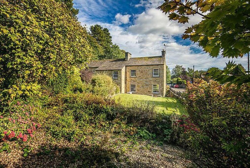 Bakewell Vacations - The Belle - A lovingly converted Grade II Listed home from home in Bakewell - Property Image 1
