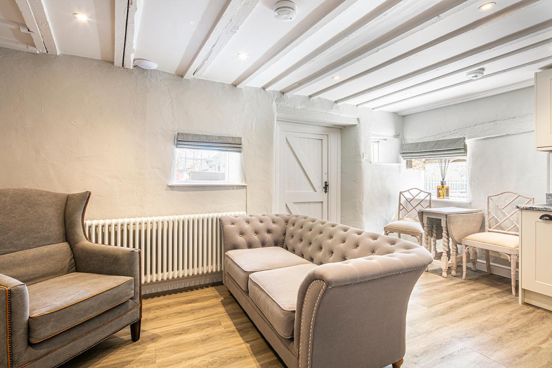The Artists Loft - a converted from a Grade II Listed 17th Century building view 5