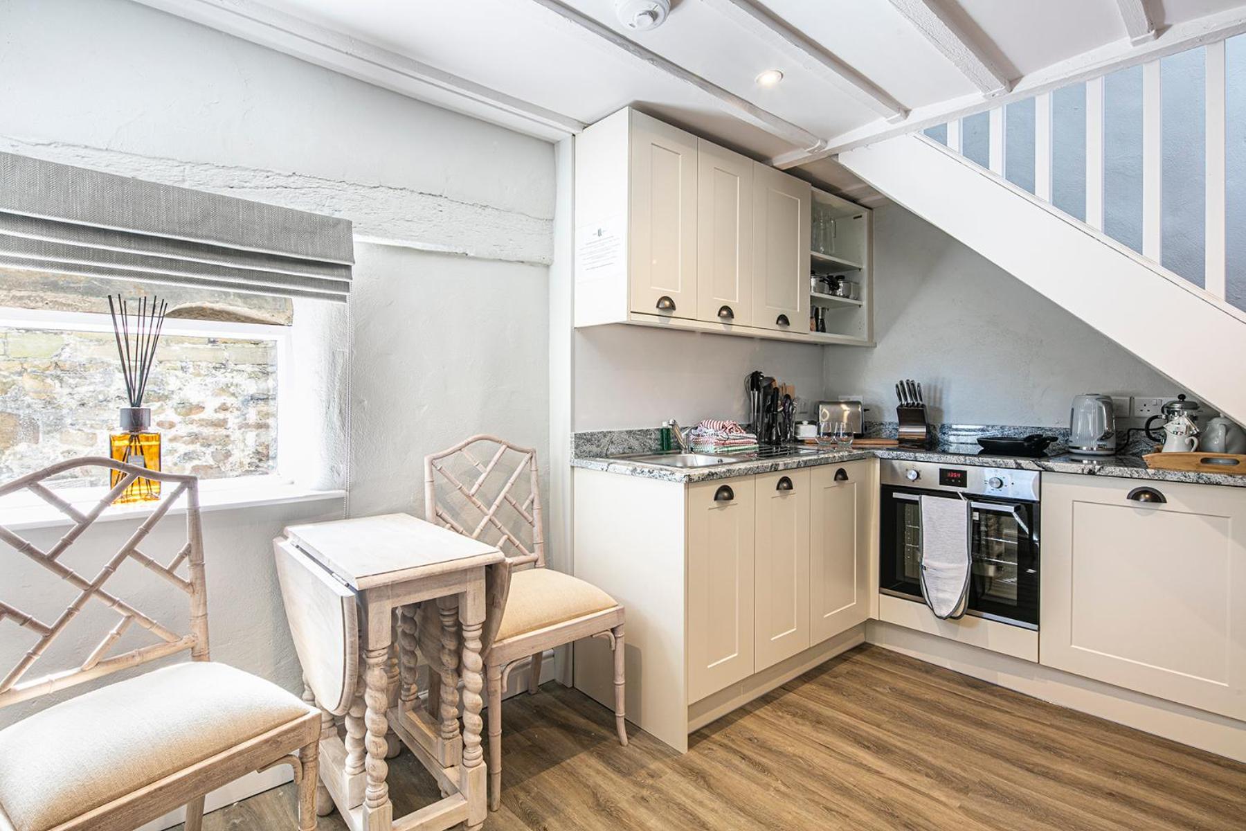 The Artists Loft - a converted from a Grade II Listed 17th Century building view 4
