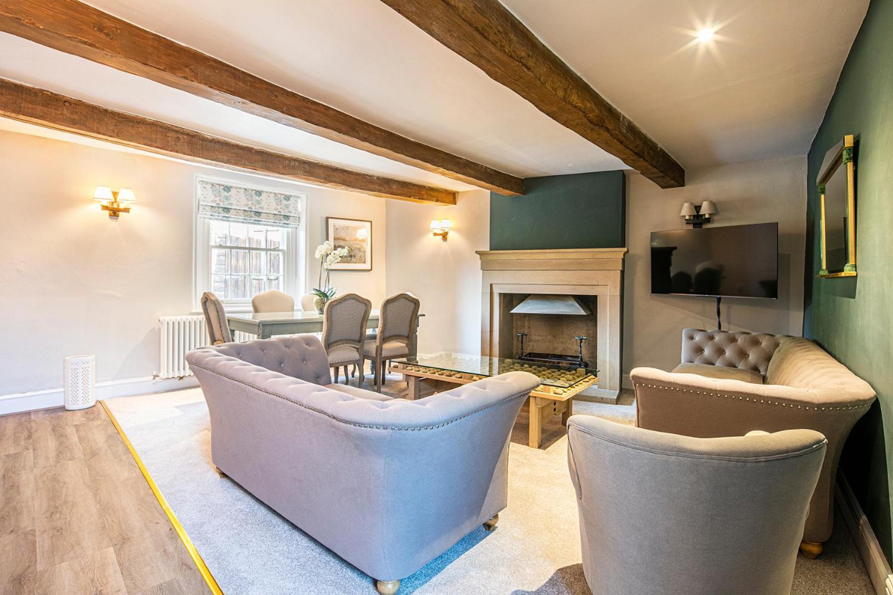 The Aubrey - a gorgeous converted 17th Century Grade II listed bolthole in Bakewell view 2