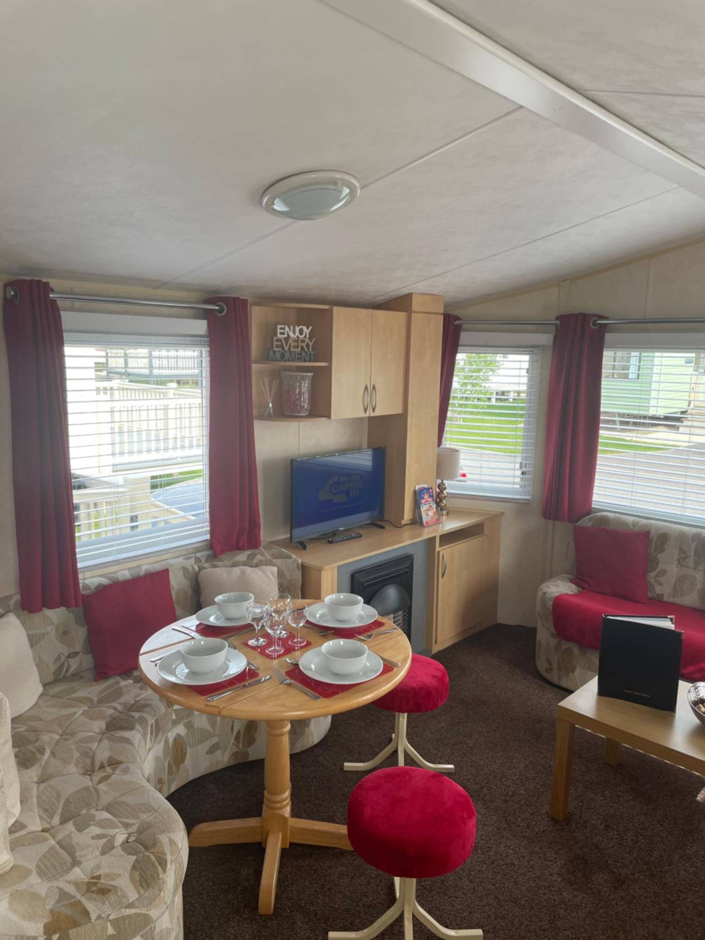 Calypso Hot Tub Breaks Tattershall Lakes Pet Friendly view 3
