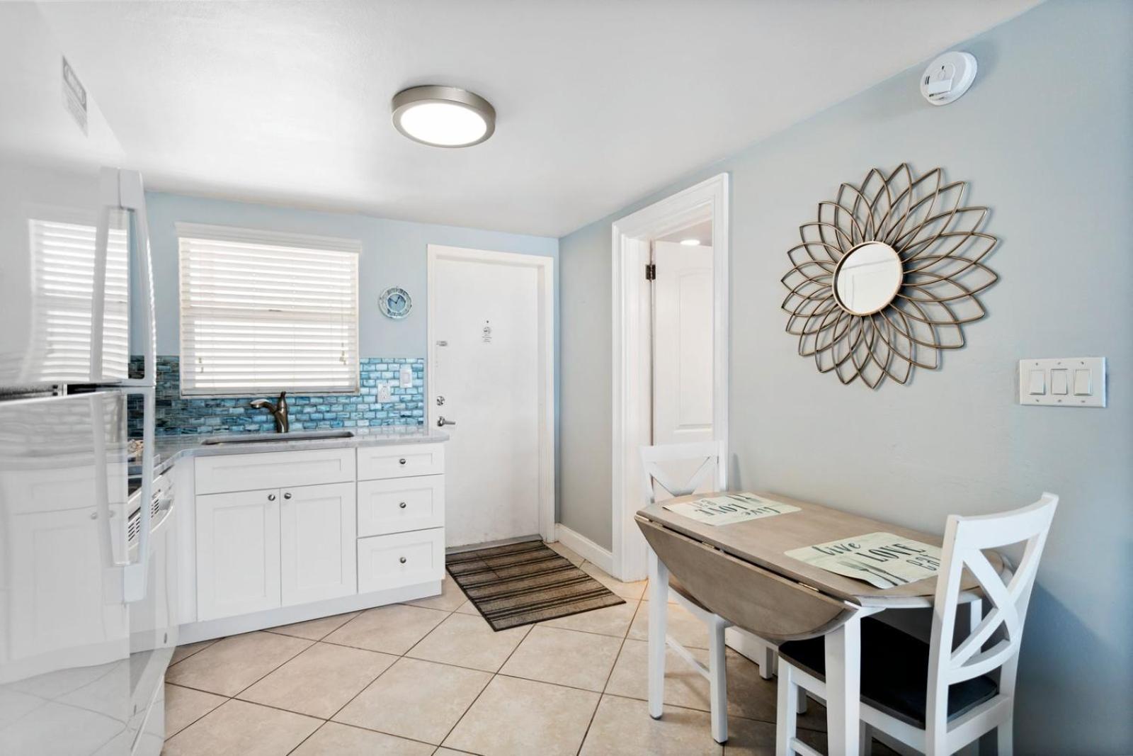 Direct Beach View Studio 2nd Fl - Surf Song #226