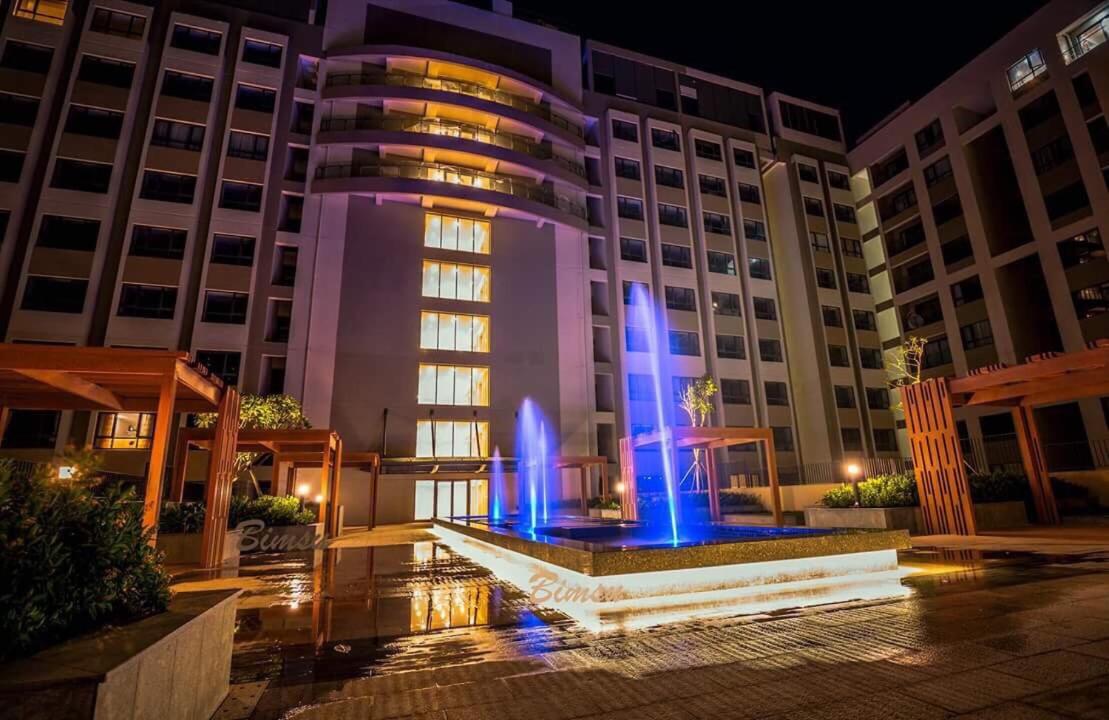 Luxury Gold Apartment 86 -Rooftop Pool Central City