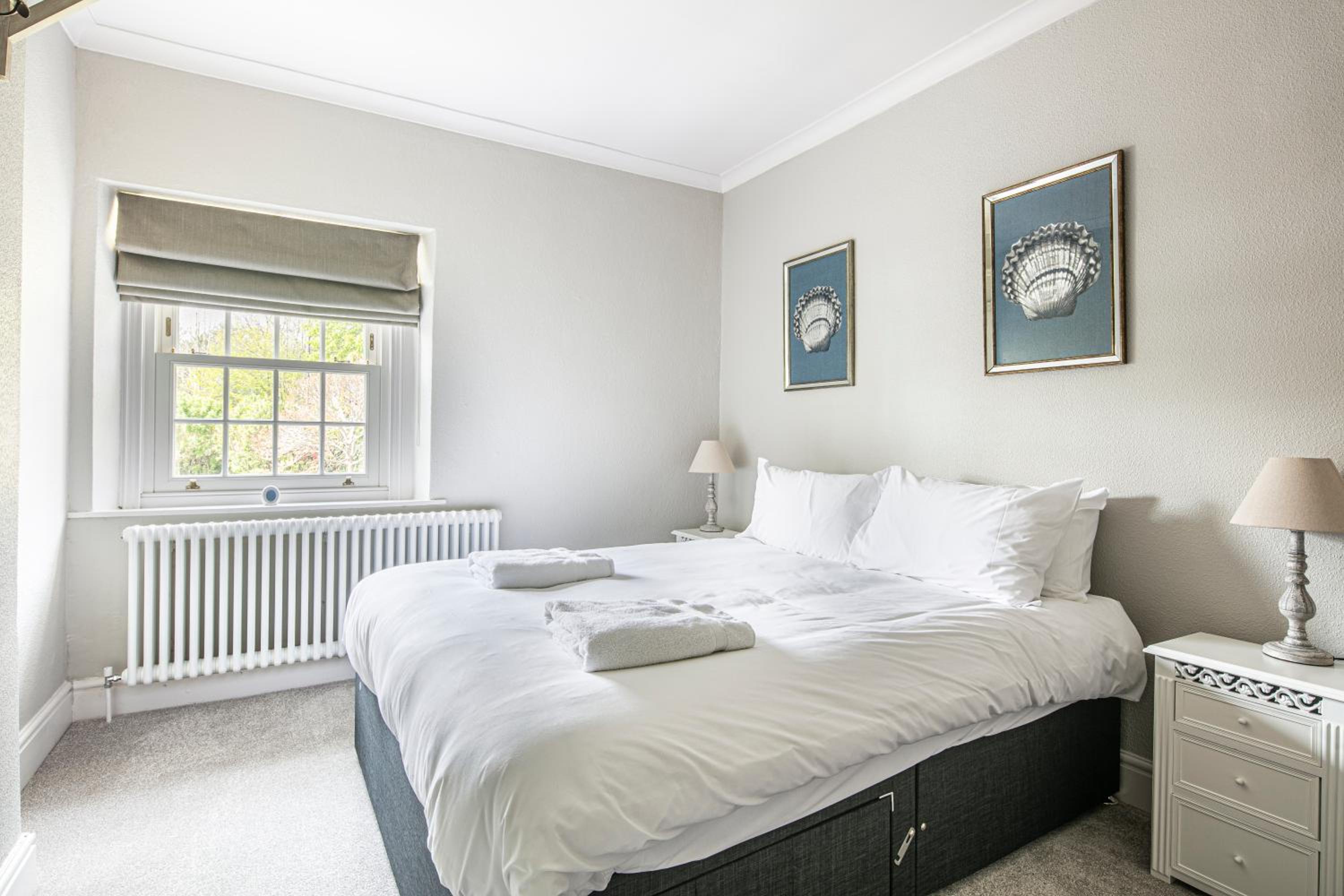 The Belle - A converted Grade II Listed home from home in Bakewell view 4