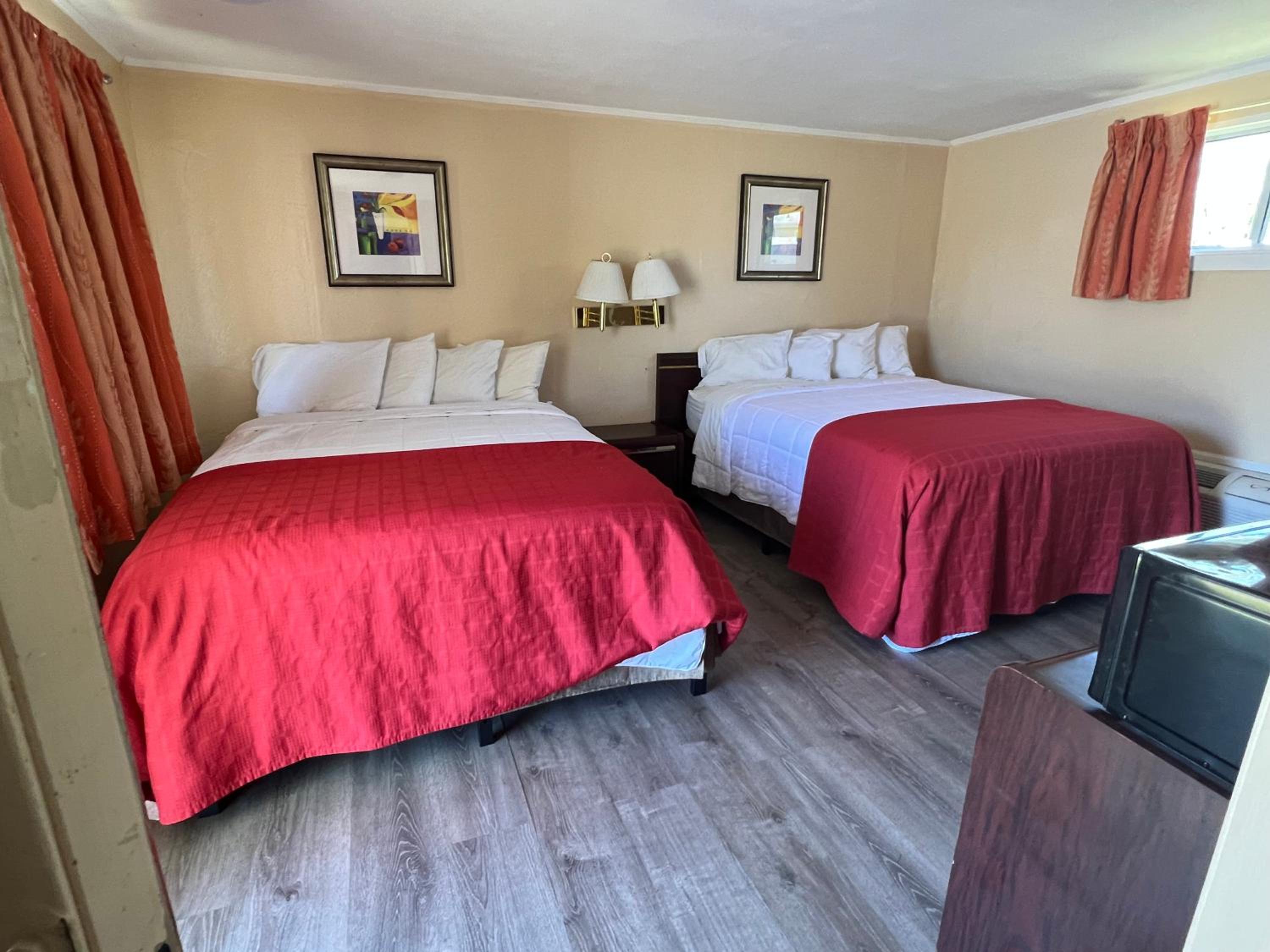 Salisbury Vacations - Beachway Motel - Property Image 14