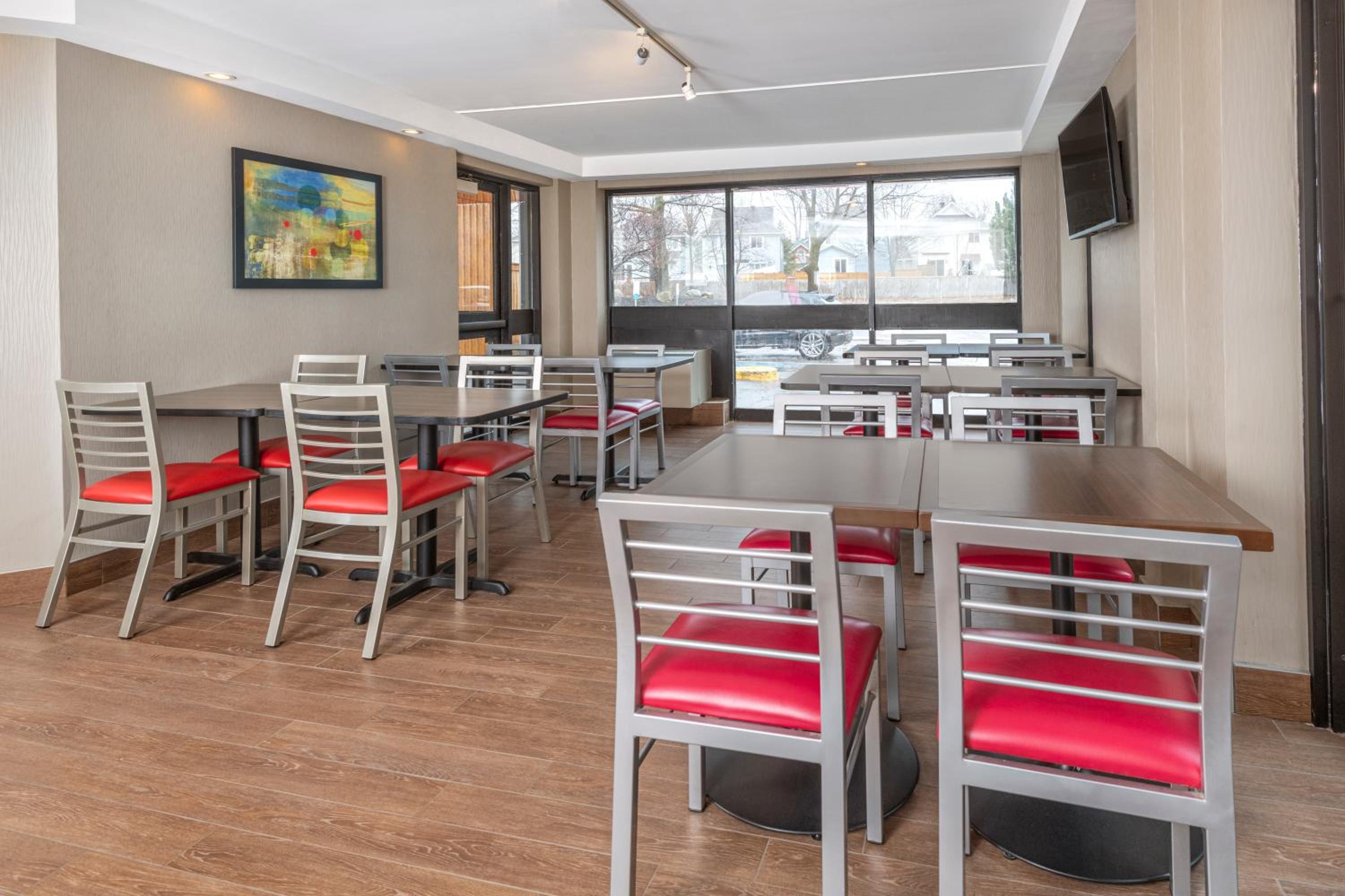Comfort Inn West