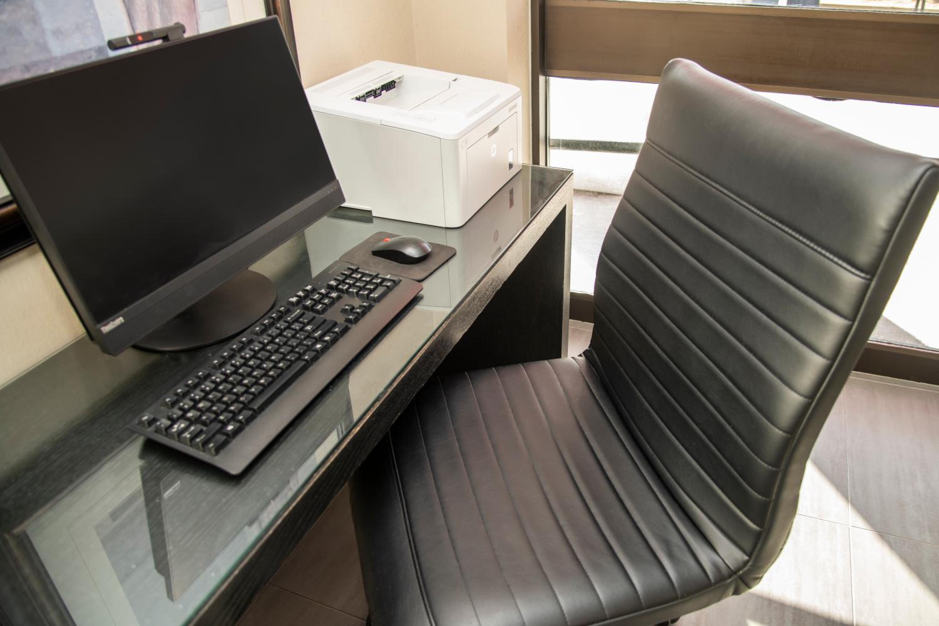 Comfort Inn West