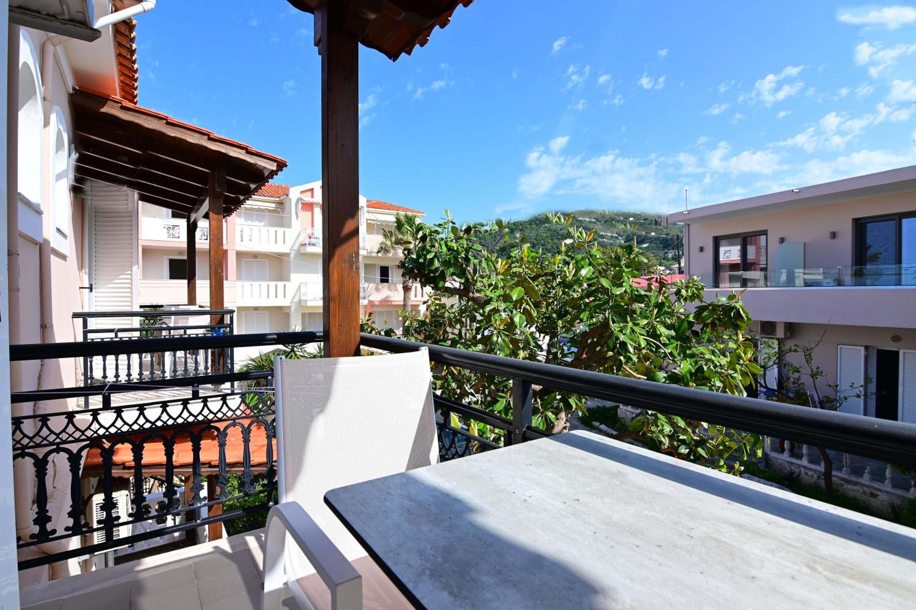Nadia's Studios & Apartments in Argasi, Sea-View