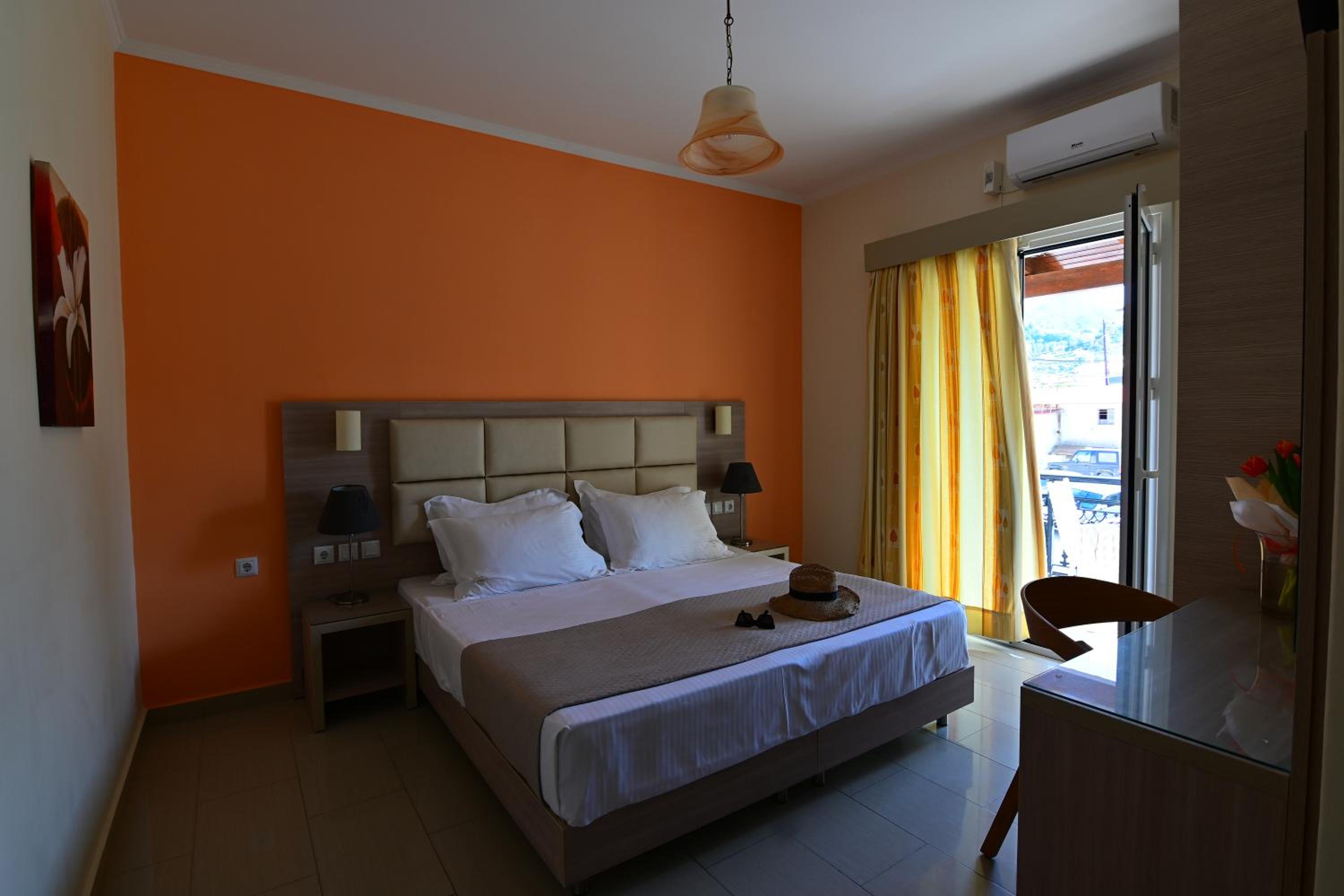 Nadia's Studios & Apartments in Argasi, Sea-View photo 2