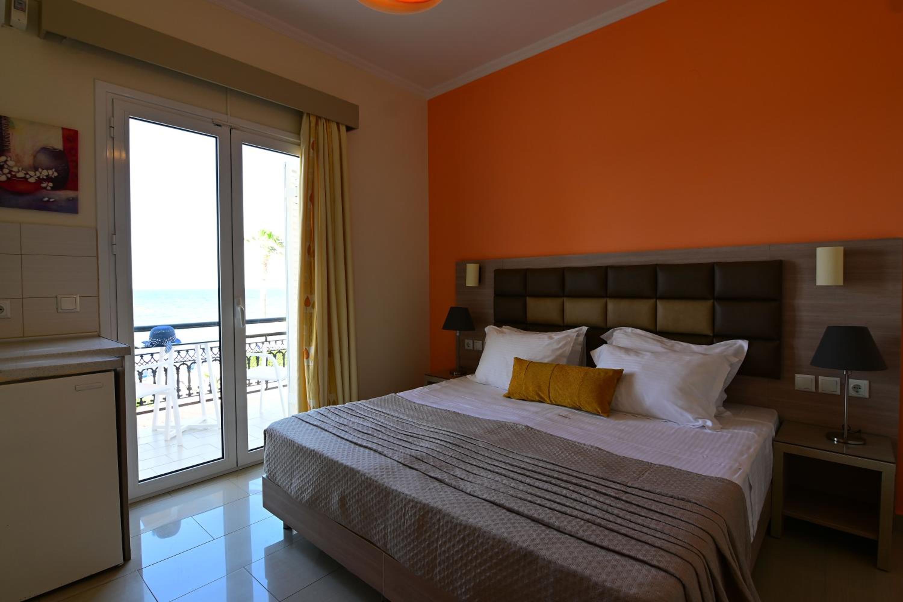 Nadia's Studios & Apartments in Argasi, Sea-View