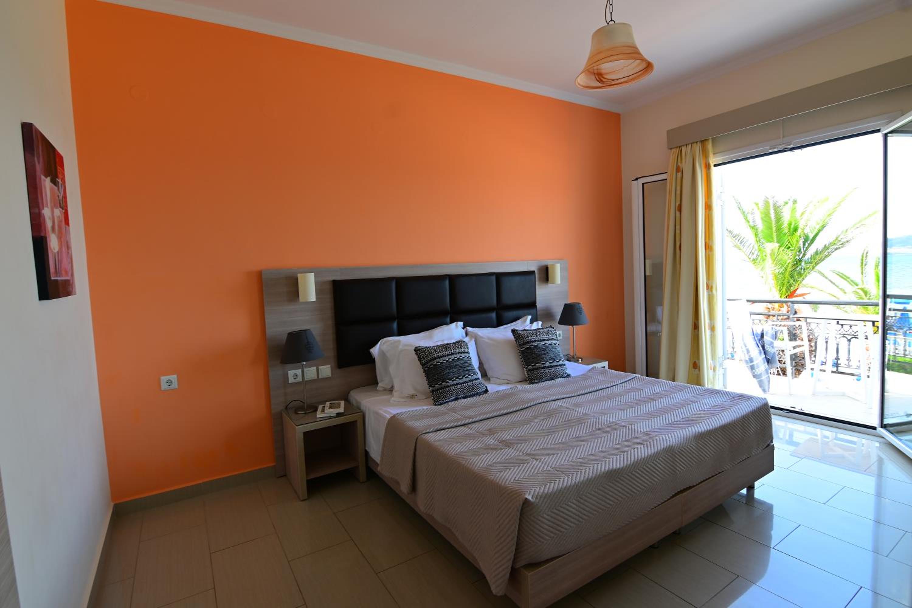 Nadia's Studios & Apartments in Argasi, Sea-View