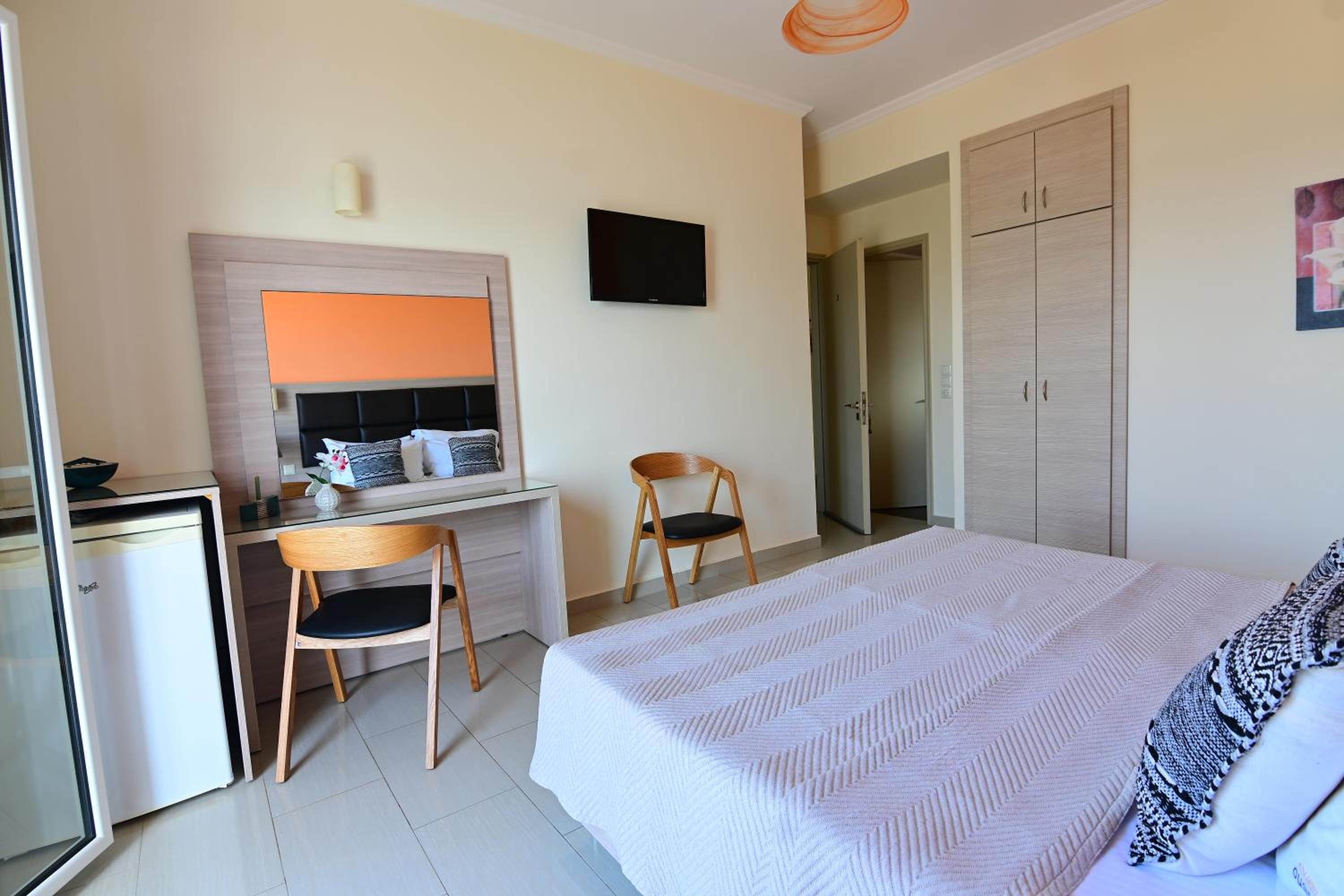 Nadia's Studios & Apartments in Argasi, Sea-View