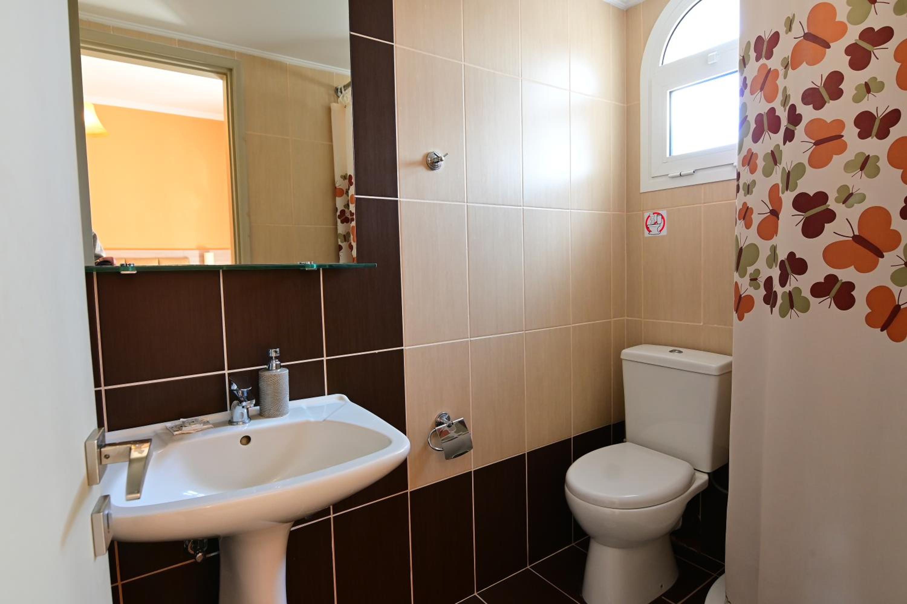 Nadia's Studios & Apartments in Argasi, Sea-View photo 4