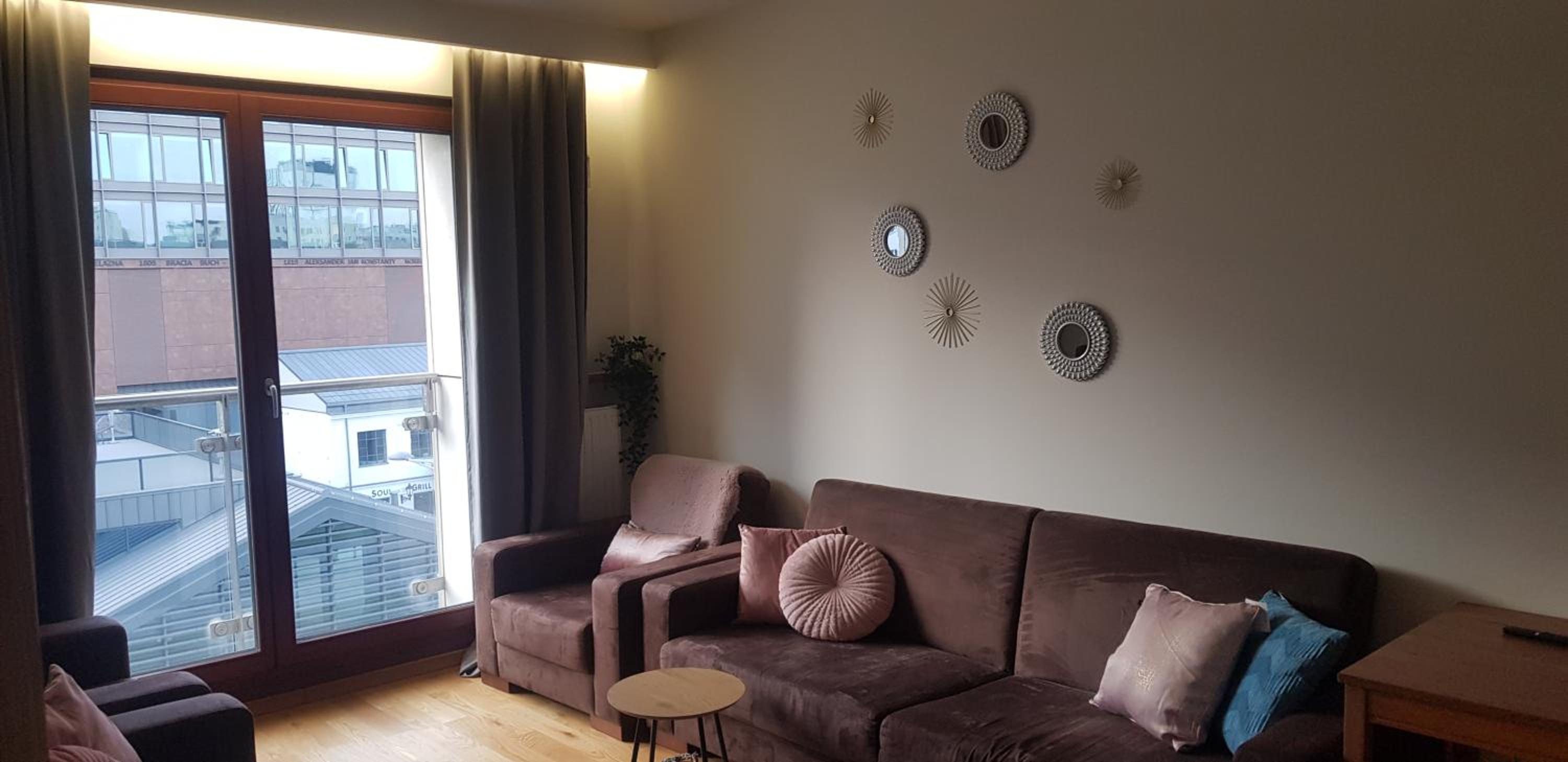 Norblin Apart view 5