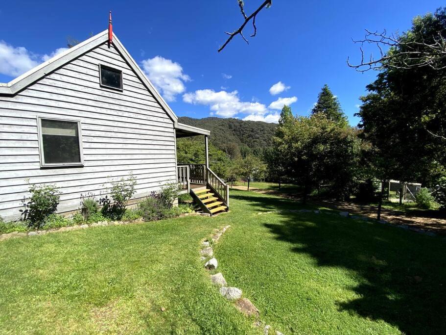 Crabapple Cottage Harrietville view 5