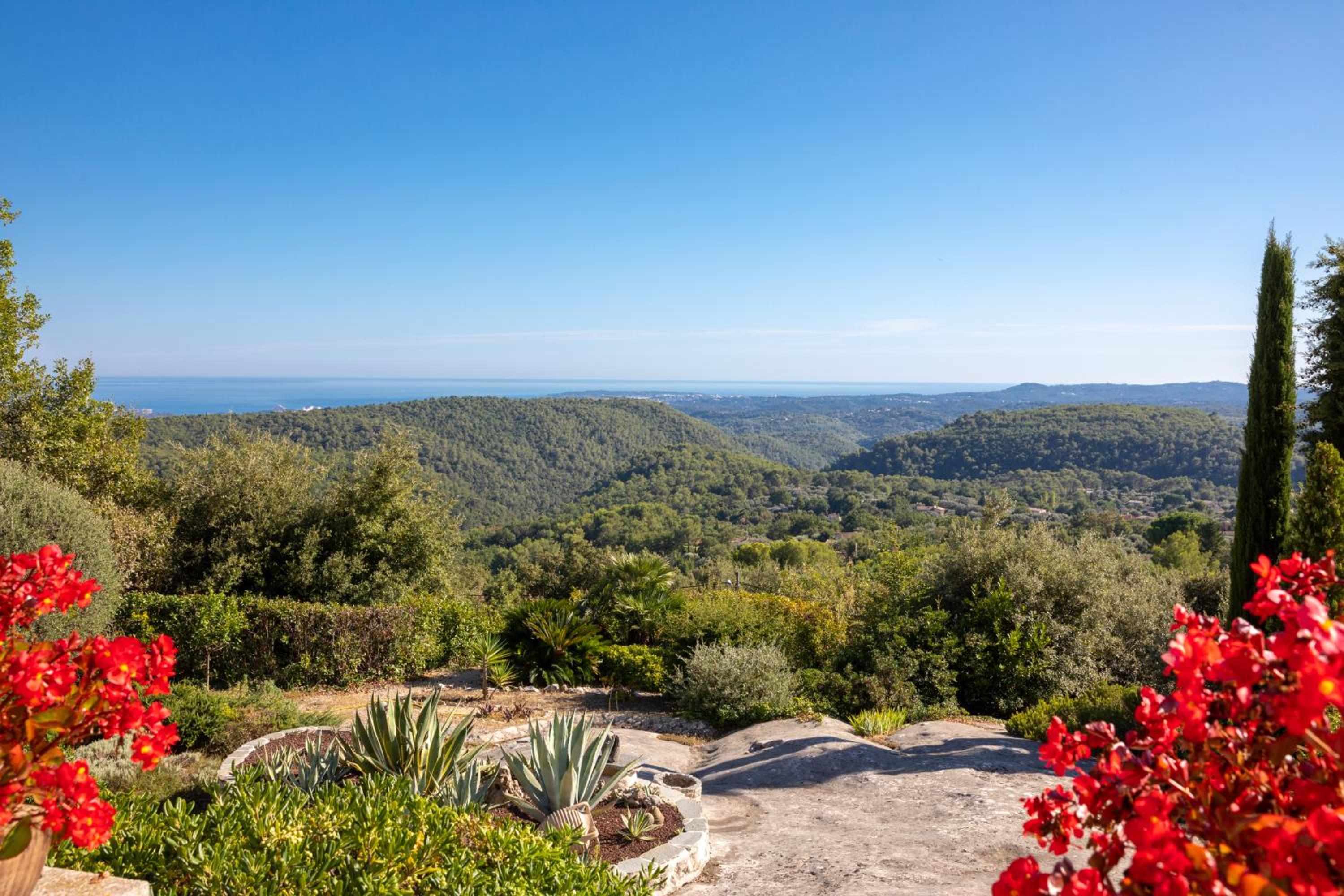 Terre d'Orizon view 2